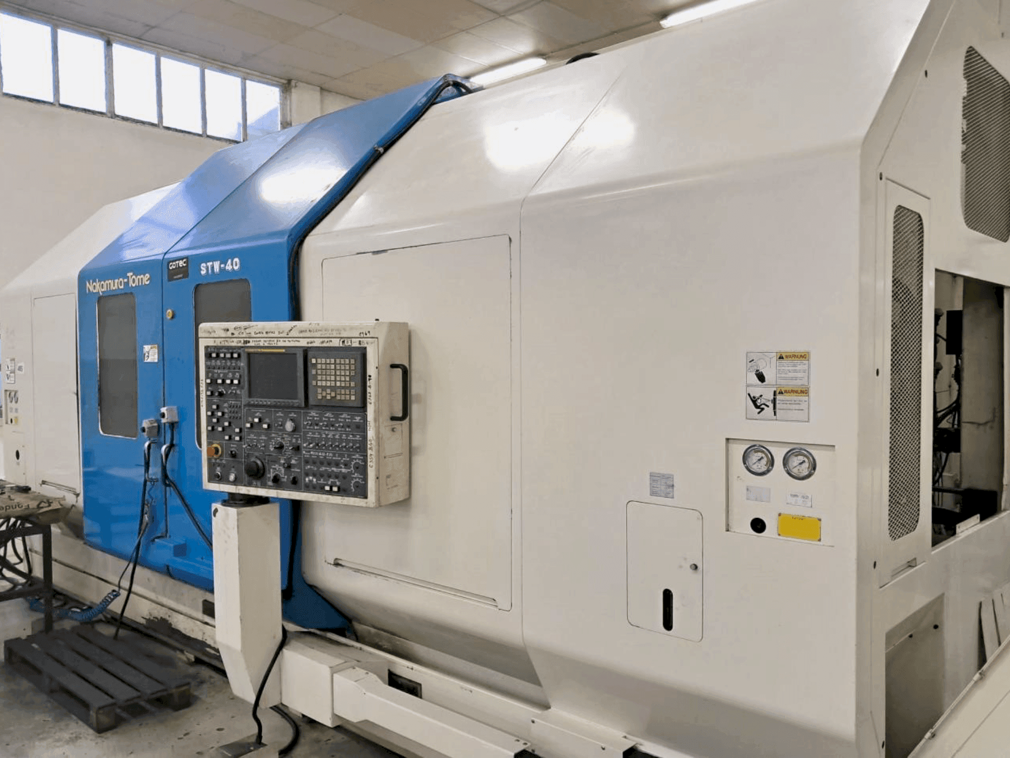 MACHINE_IMG_ALT_FRONT_VIEW