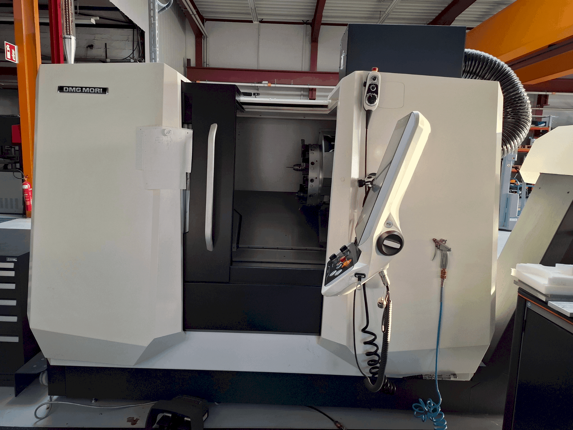 MACHINE_IMG_ALT_FRONT_VIEW