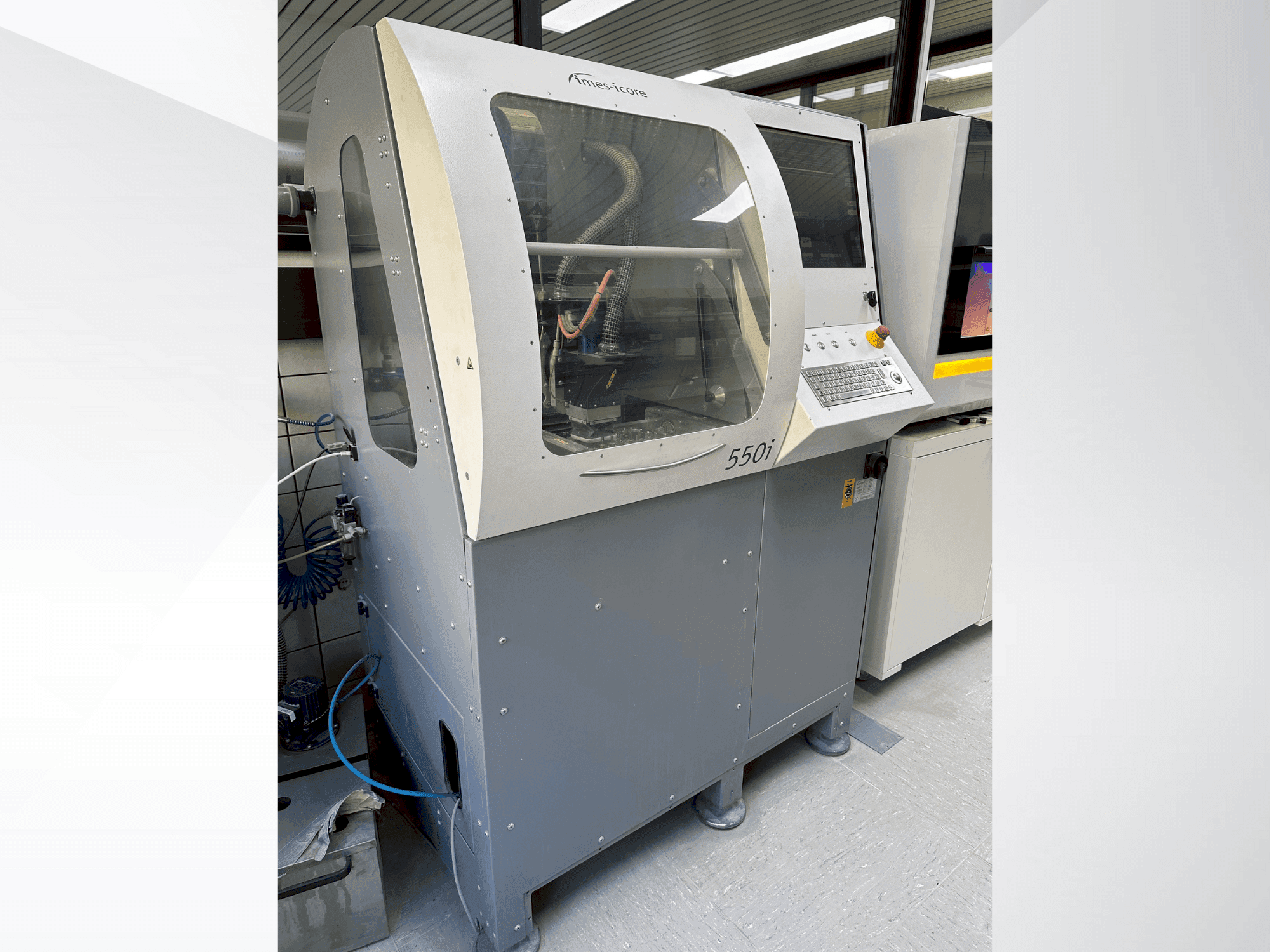 MACHINE_IMG_ALT_FRONT_VIEW