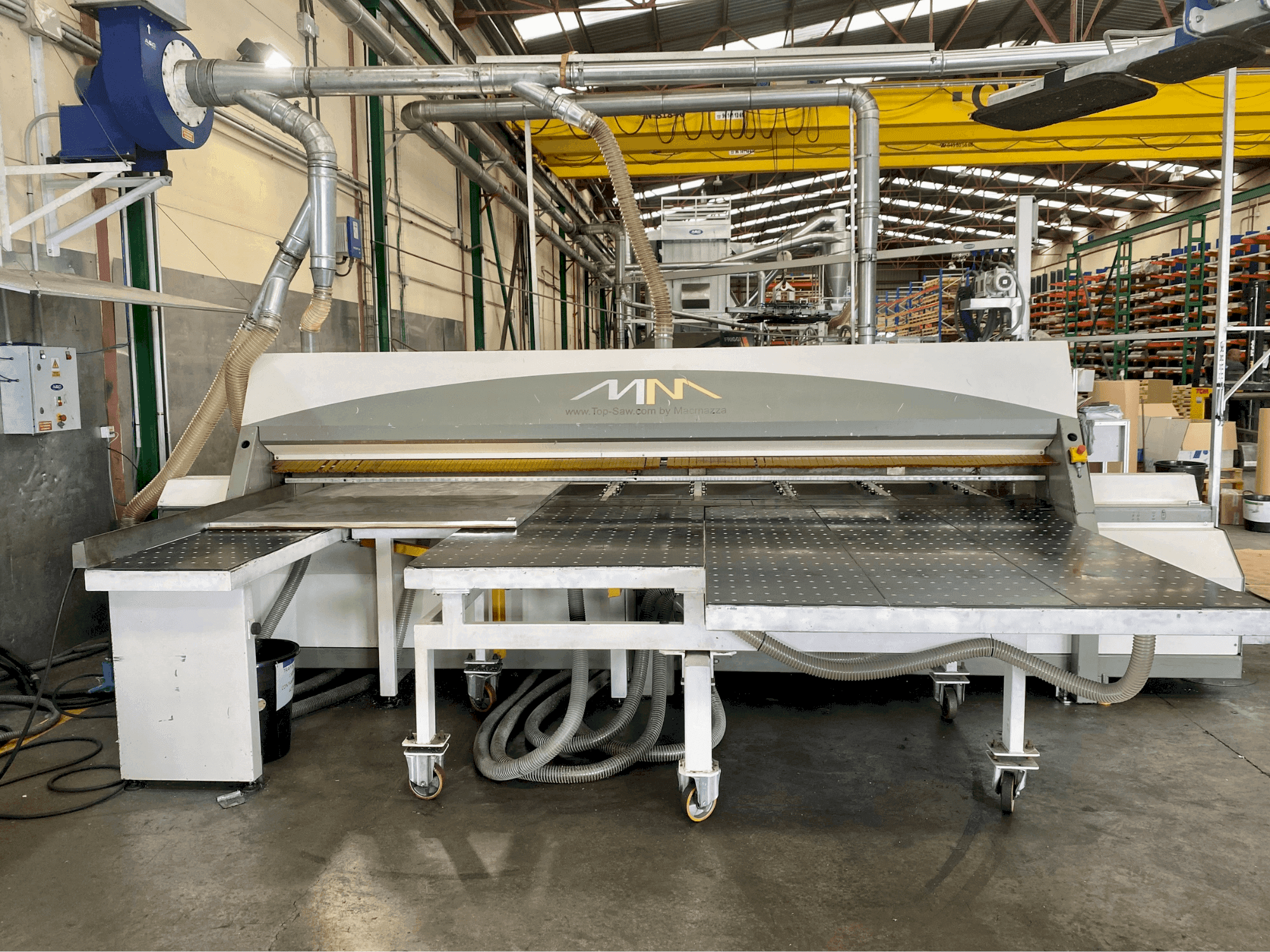 MACHINE_IMG_ALT_FRONT_VIEW