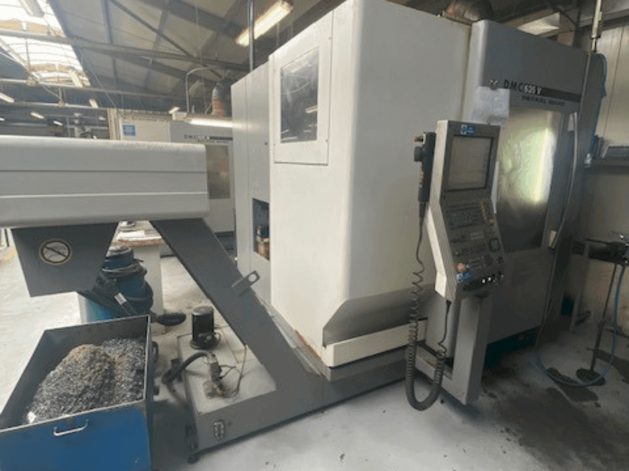 MACHINE_IMG_ALT_FRONT_VIEW