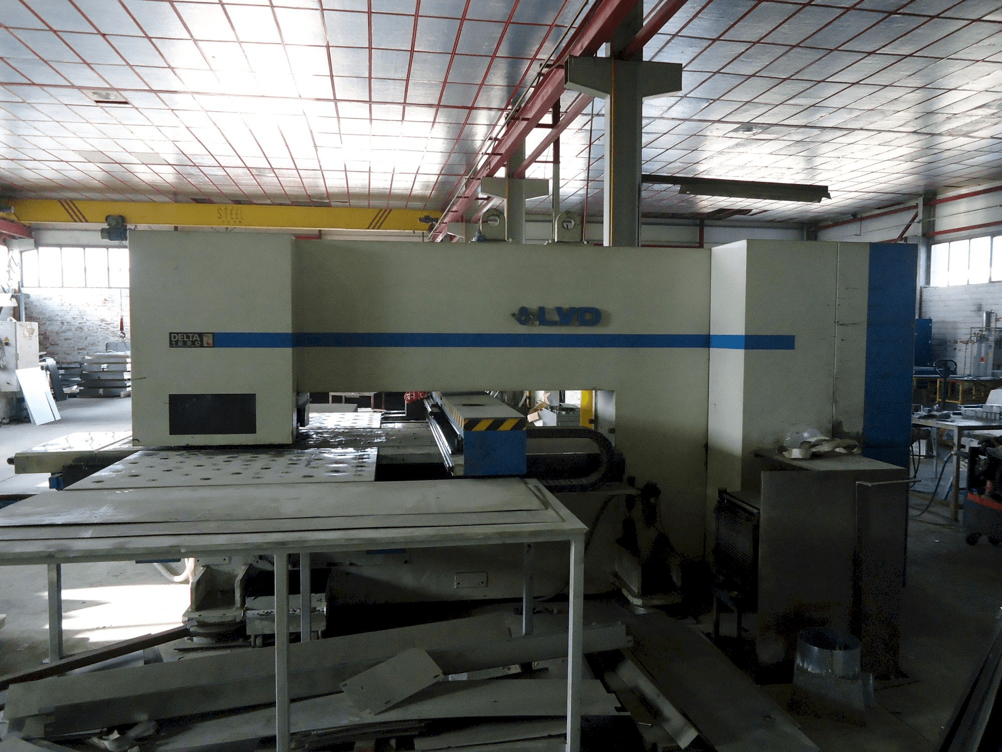 MACHINE_IMG_ALT_FRONT_VIEW