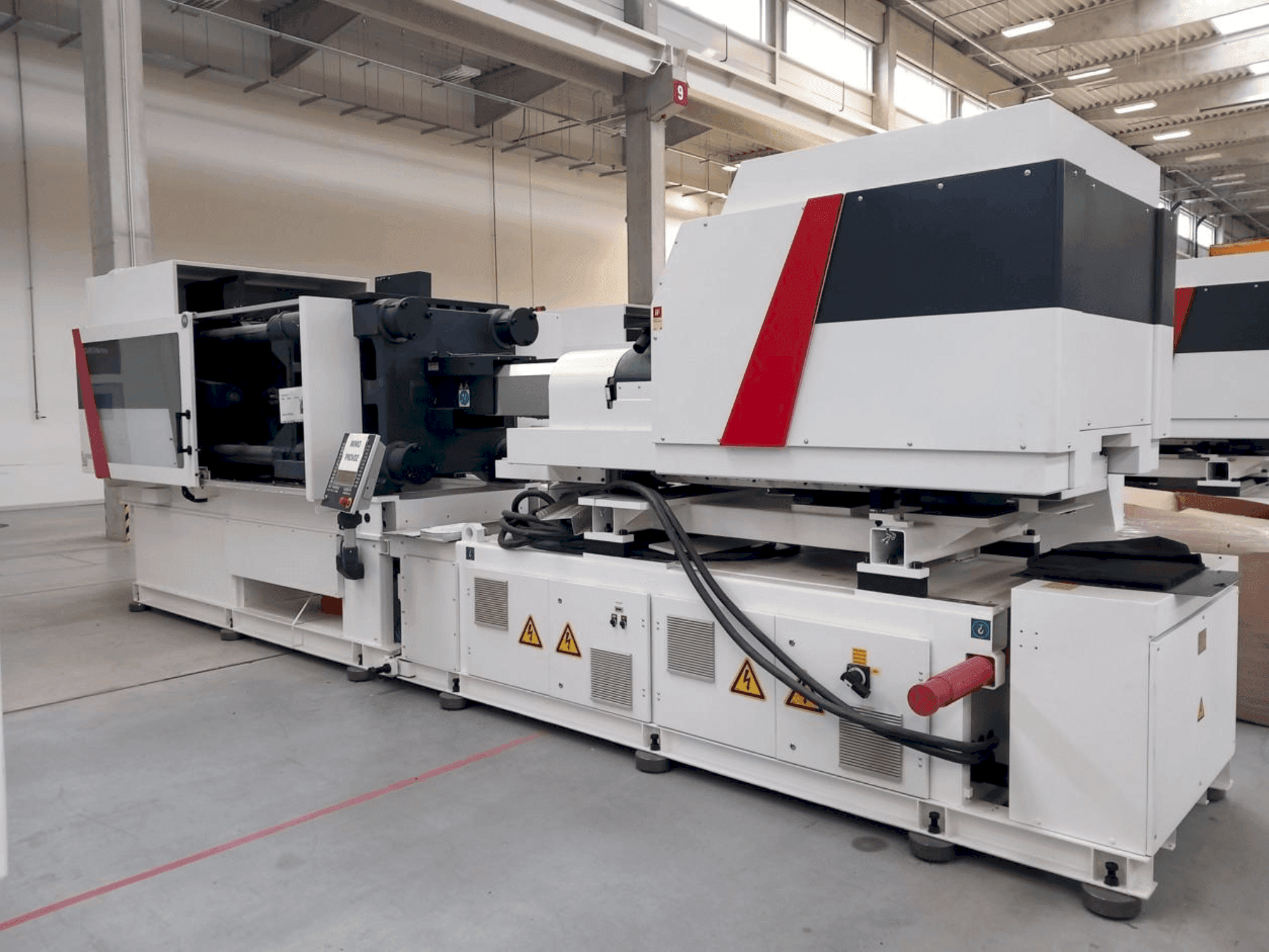 MACHINE_IMG_ALT_FRONT_VIEW