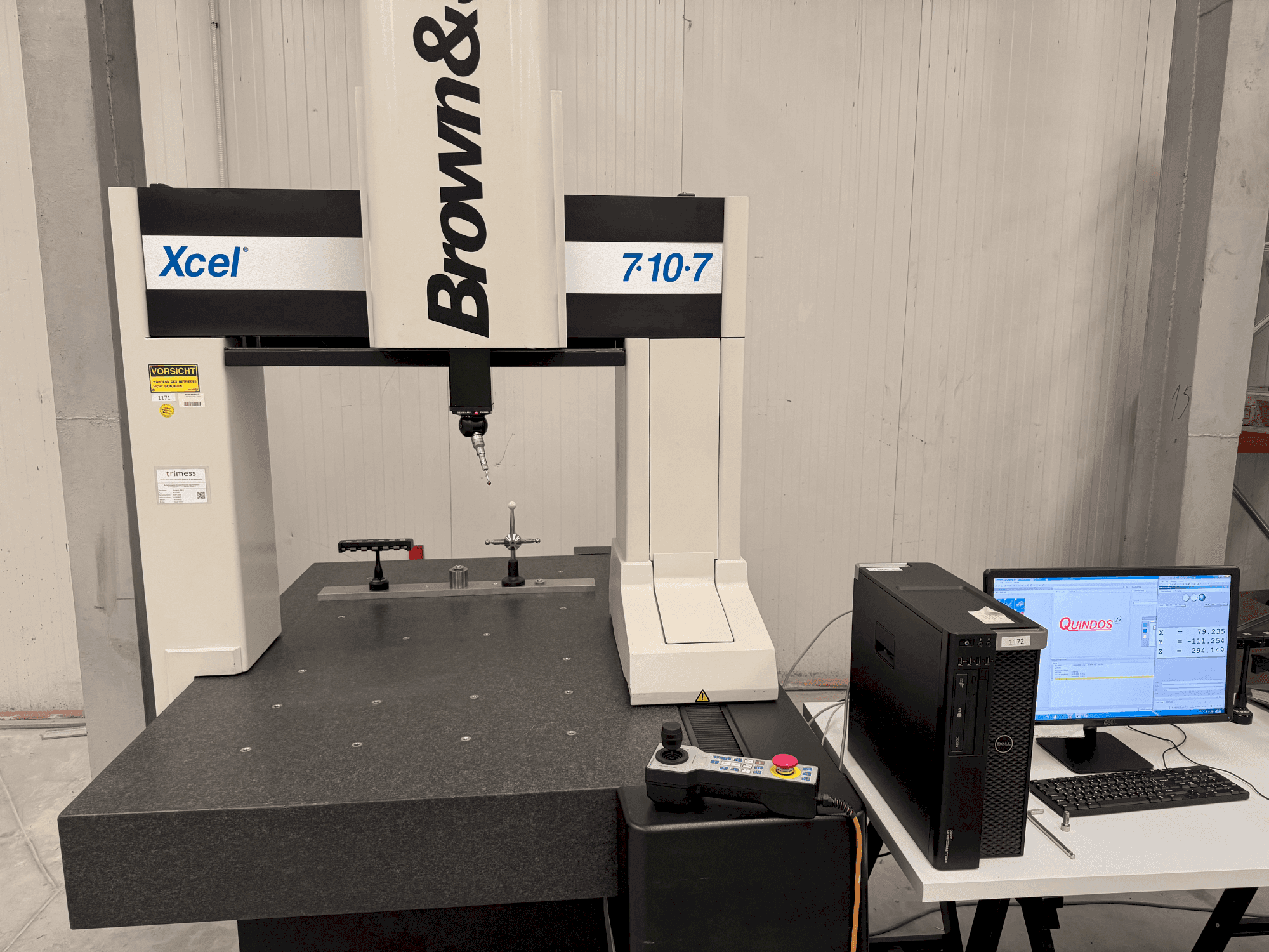 MACHINE_IMG_ALT_FRONT_VIEW