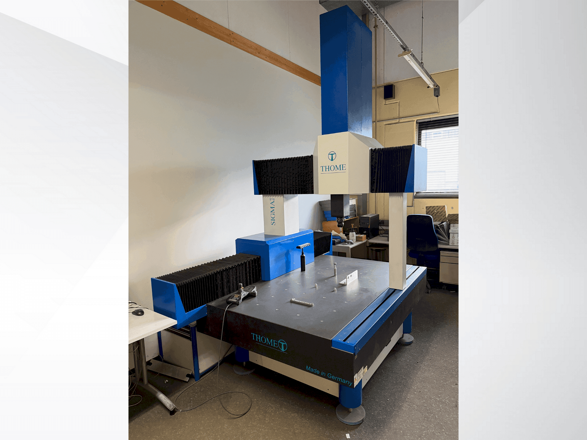 MACHINE_IMG_ALT_FRONT_VIEW