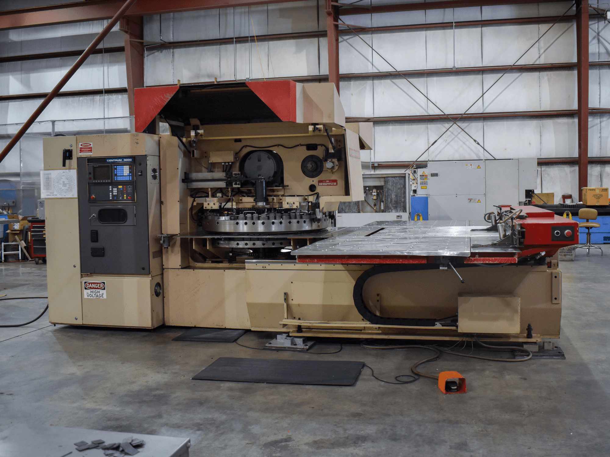 Front view of Murata Wiedemann C-3000/Q machine