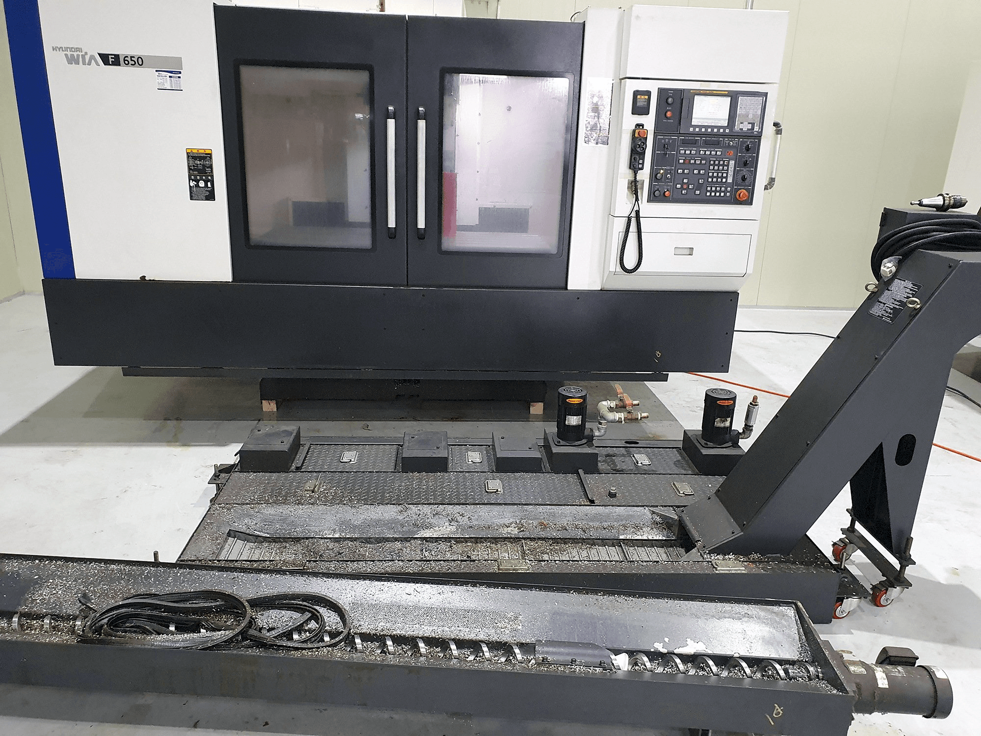 Front view of Hyundai Wia F650 machine