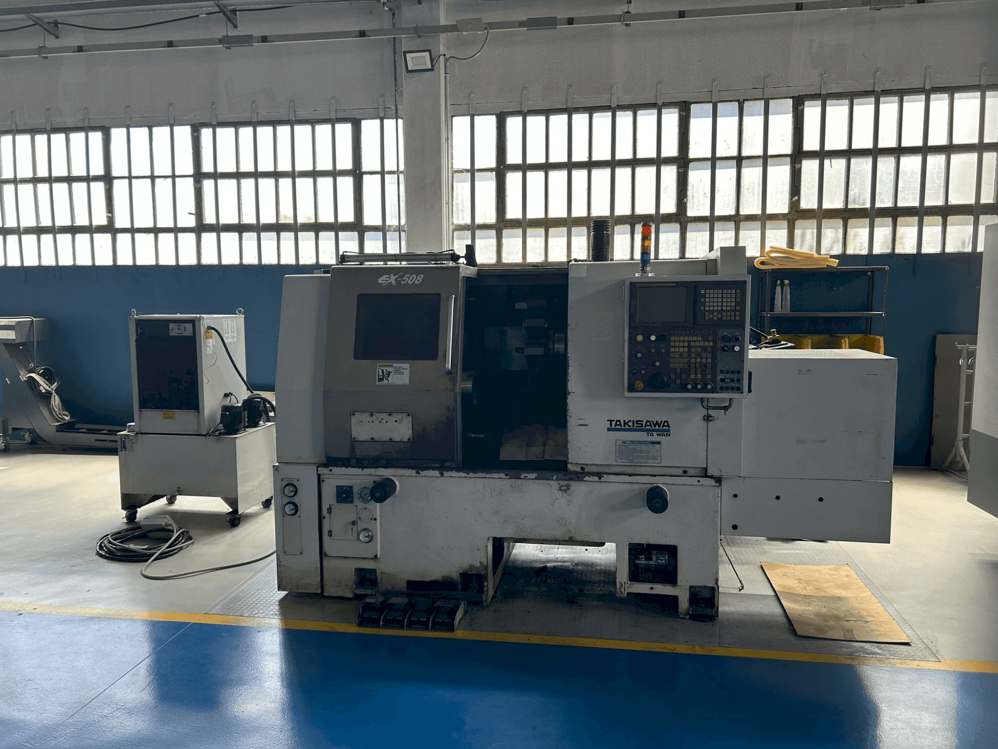 MACHINE_IMG_ALT_FRONT_VIEW