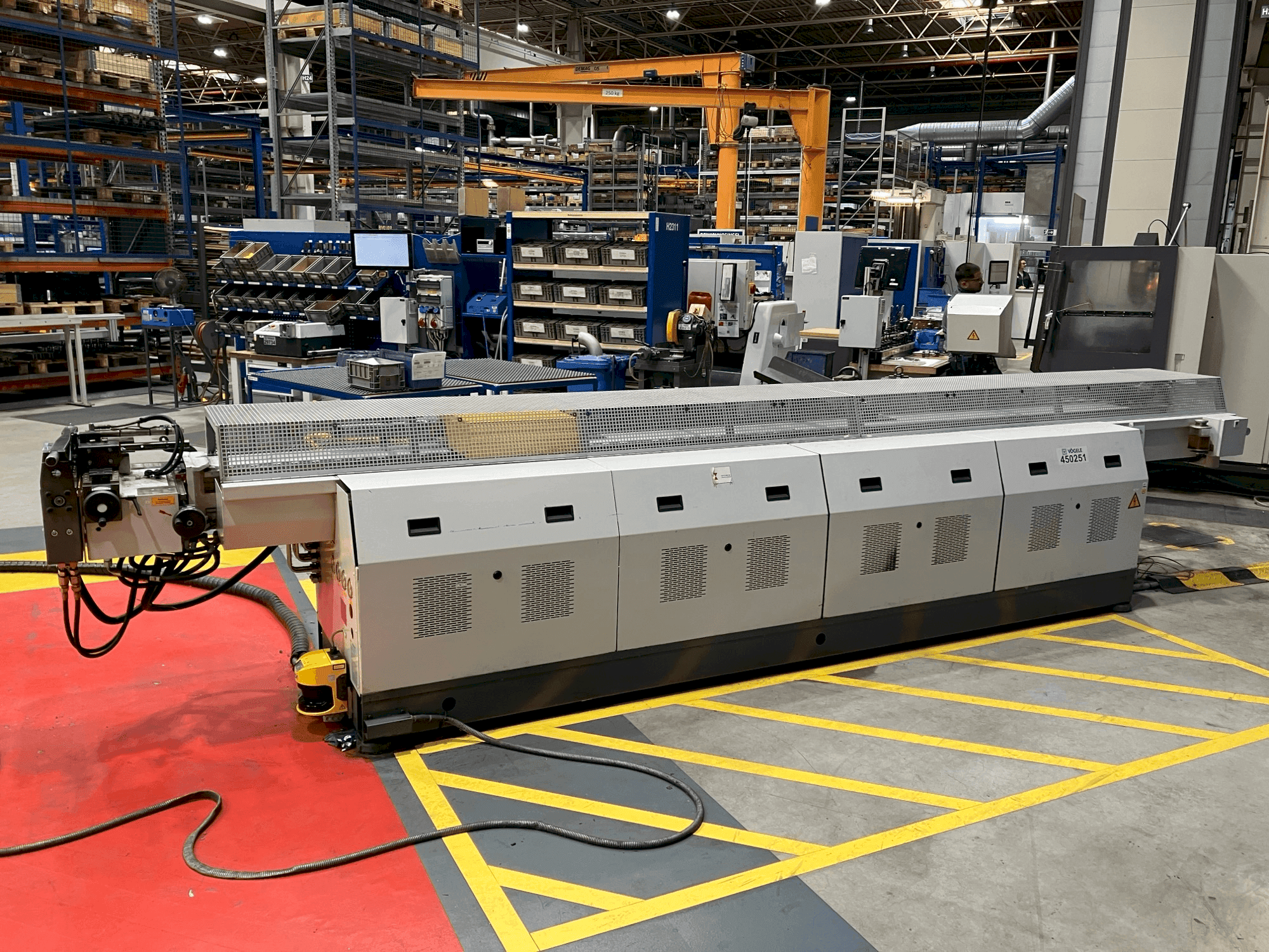 MACHINE_IMG_ALT_FRONT_VIEW