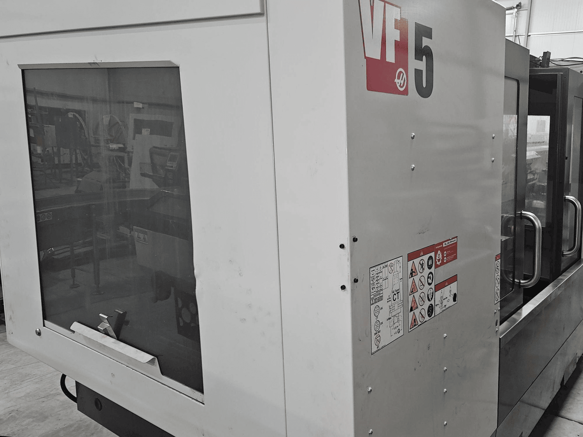 MACHINE_IMG_ALT_FRONT_VIEW