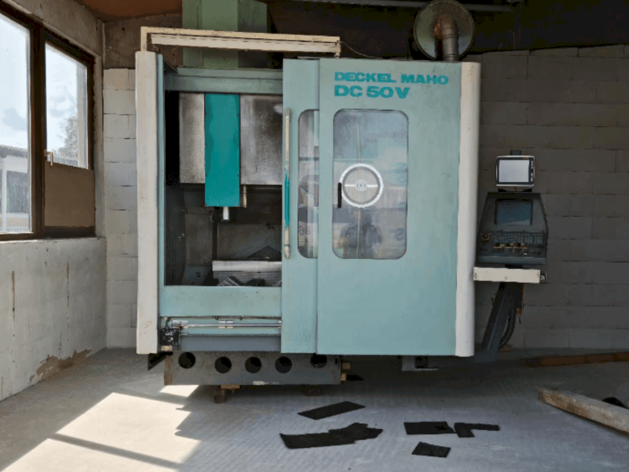 MACHINE_IMG_ALT_FRONT_VIEW