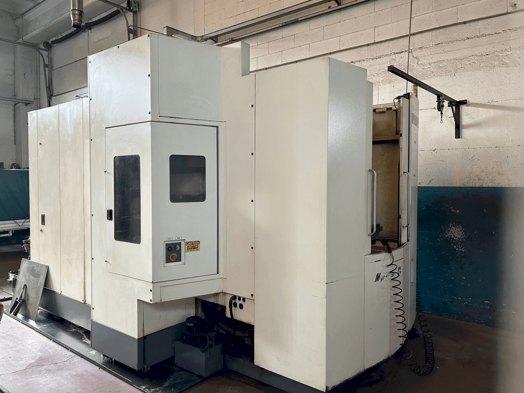 MACHINE_IMG_ALT_FRONT_VIEW