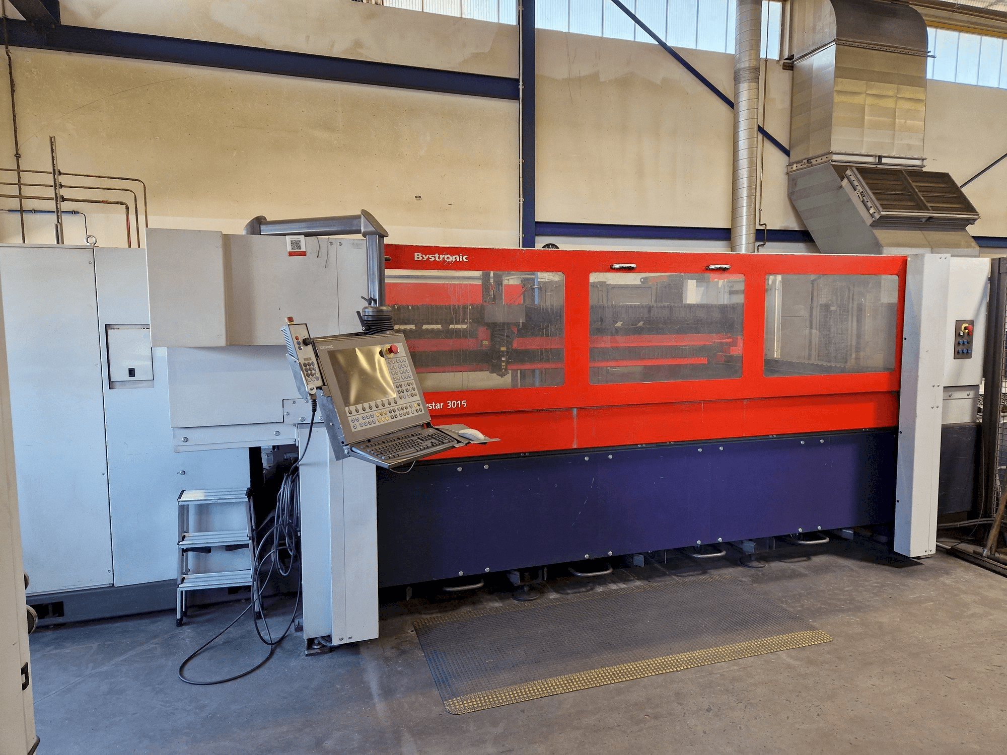 MACHINE_IMG_ALT_FRONT_VIEW