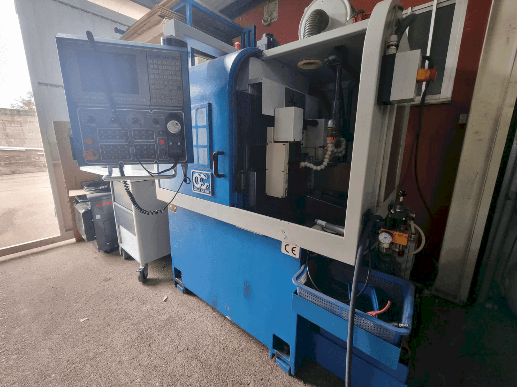 MACHINE_IMG_ALT_FRONT_VIEW