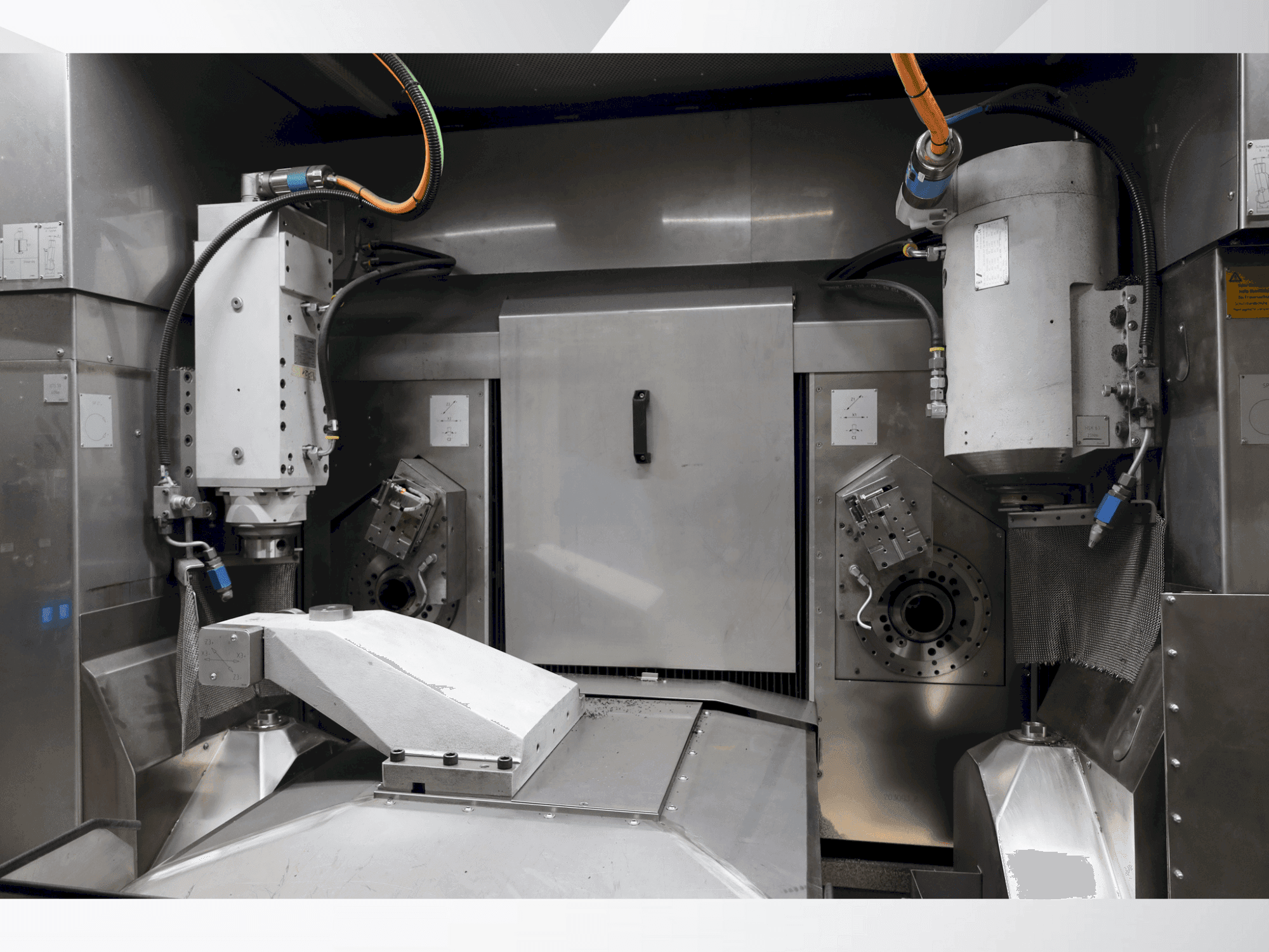 MACHINE_IMG_ALT_WORKING_ROOM