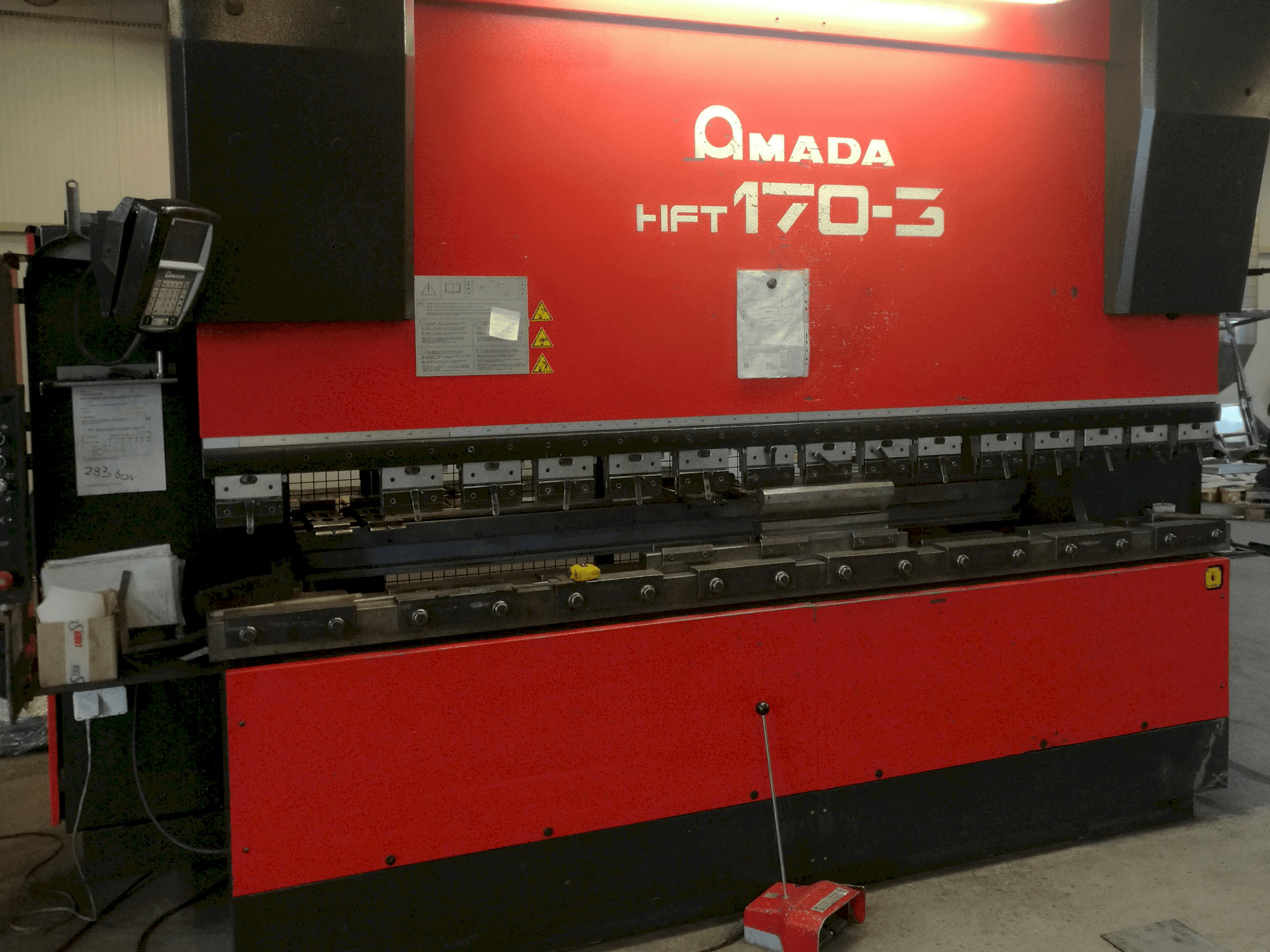 Front view of AMADA HFT 170-3 Machine