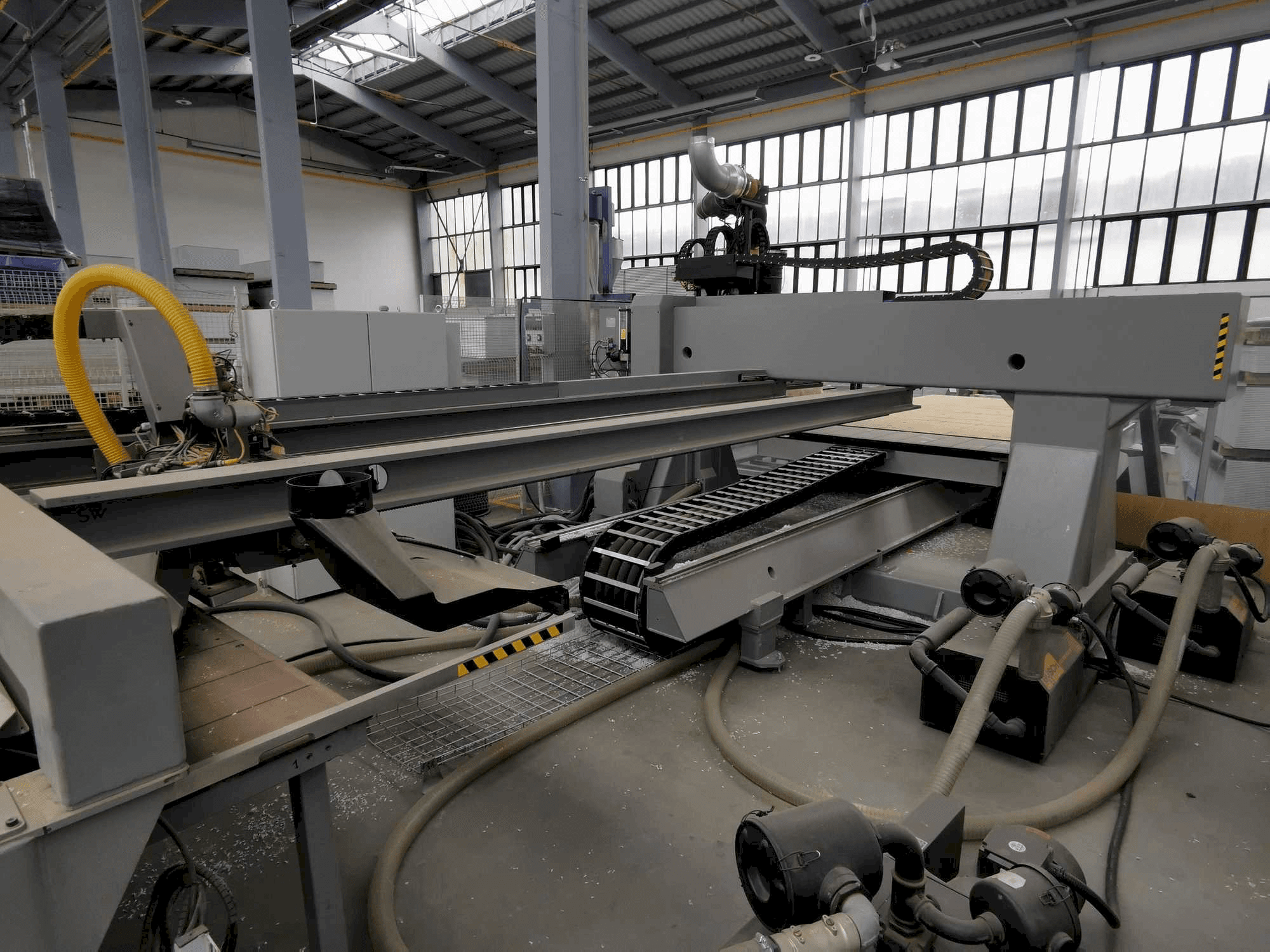 MACHINE_IMG_ALT_FRONT_VIEW