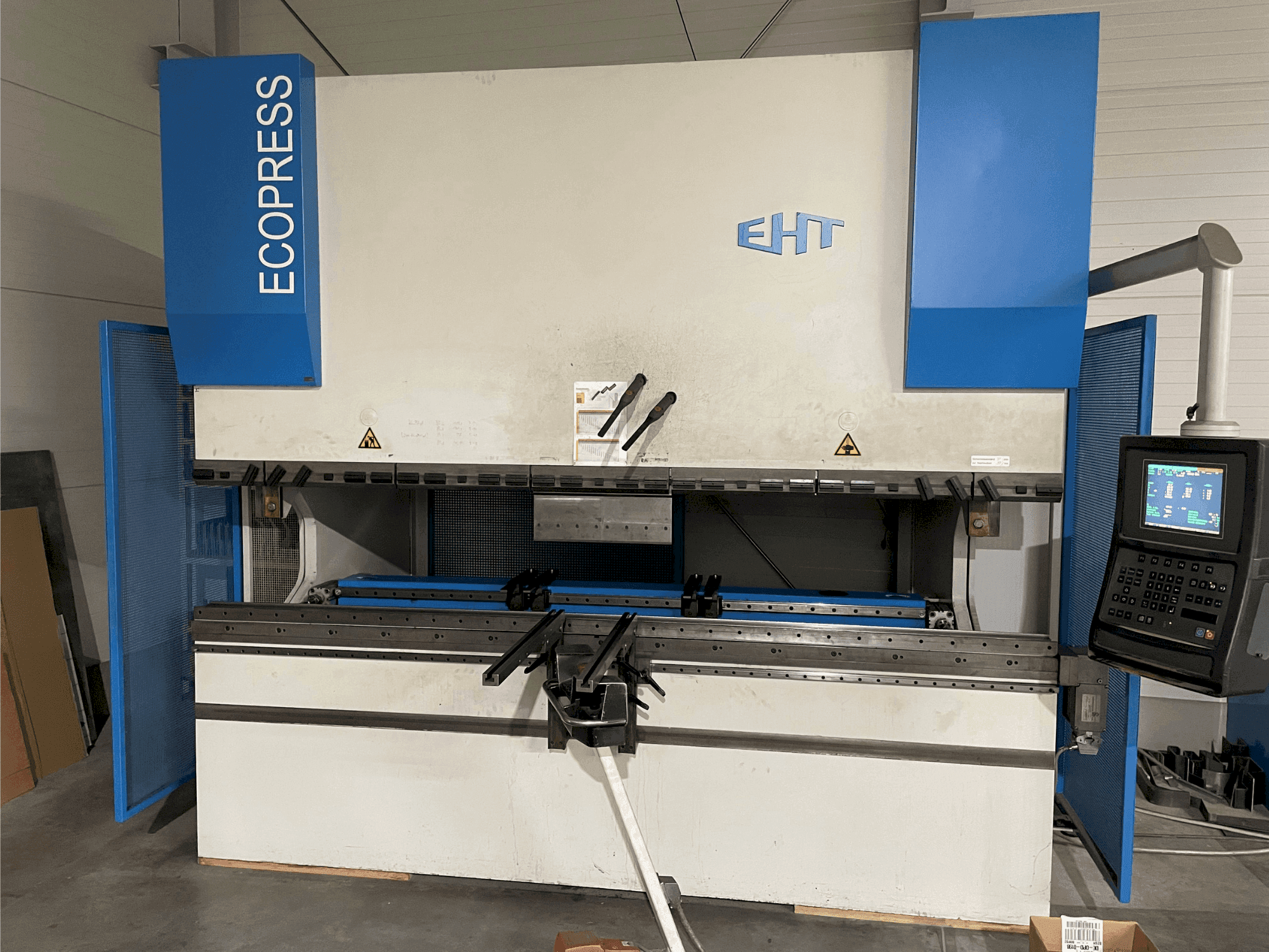 MACHINE_IMG_ALT_FRONT_VIEW