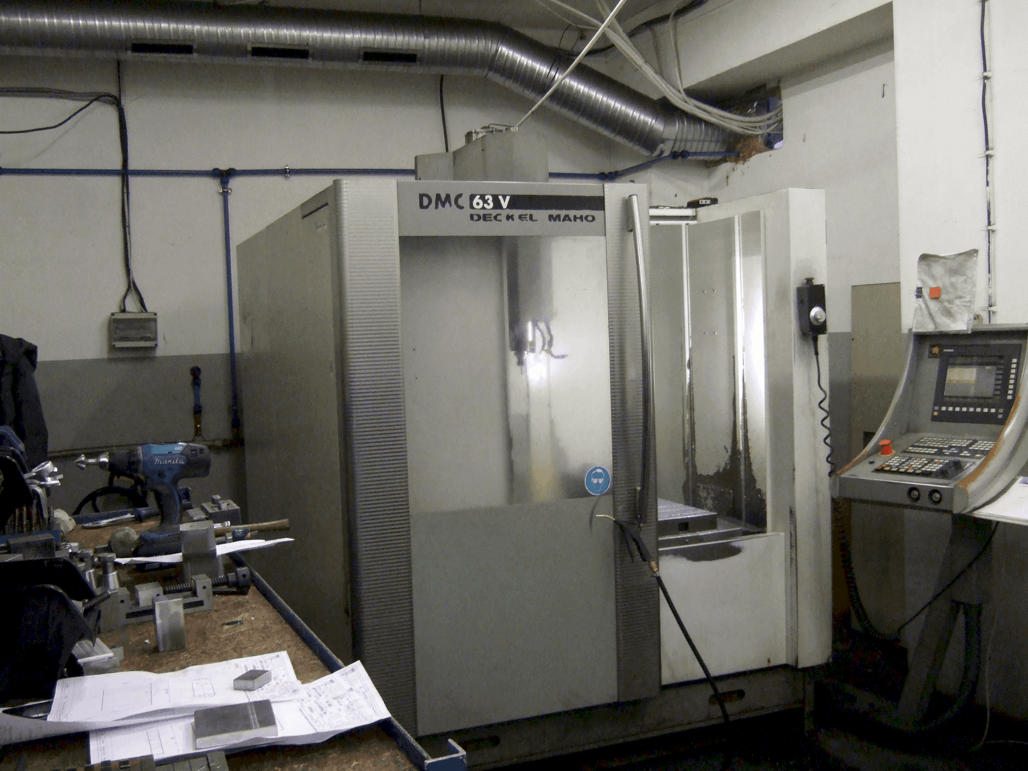 MACHINE_IMG_ALT_FRONT_VIEW