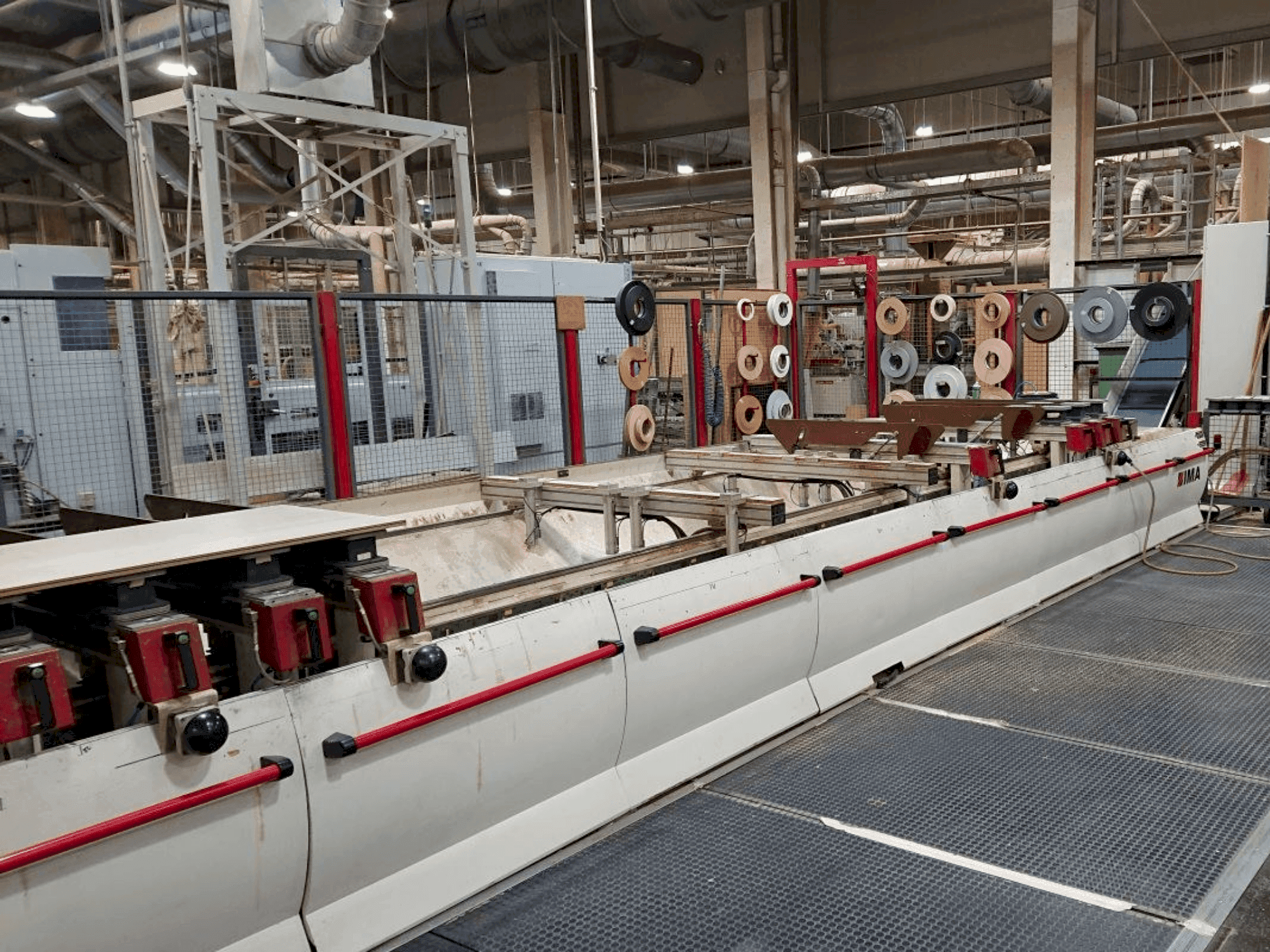 MACHINE_IMG_ALT_FRONT_VIEW