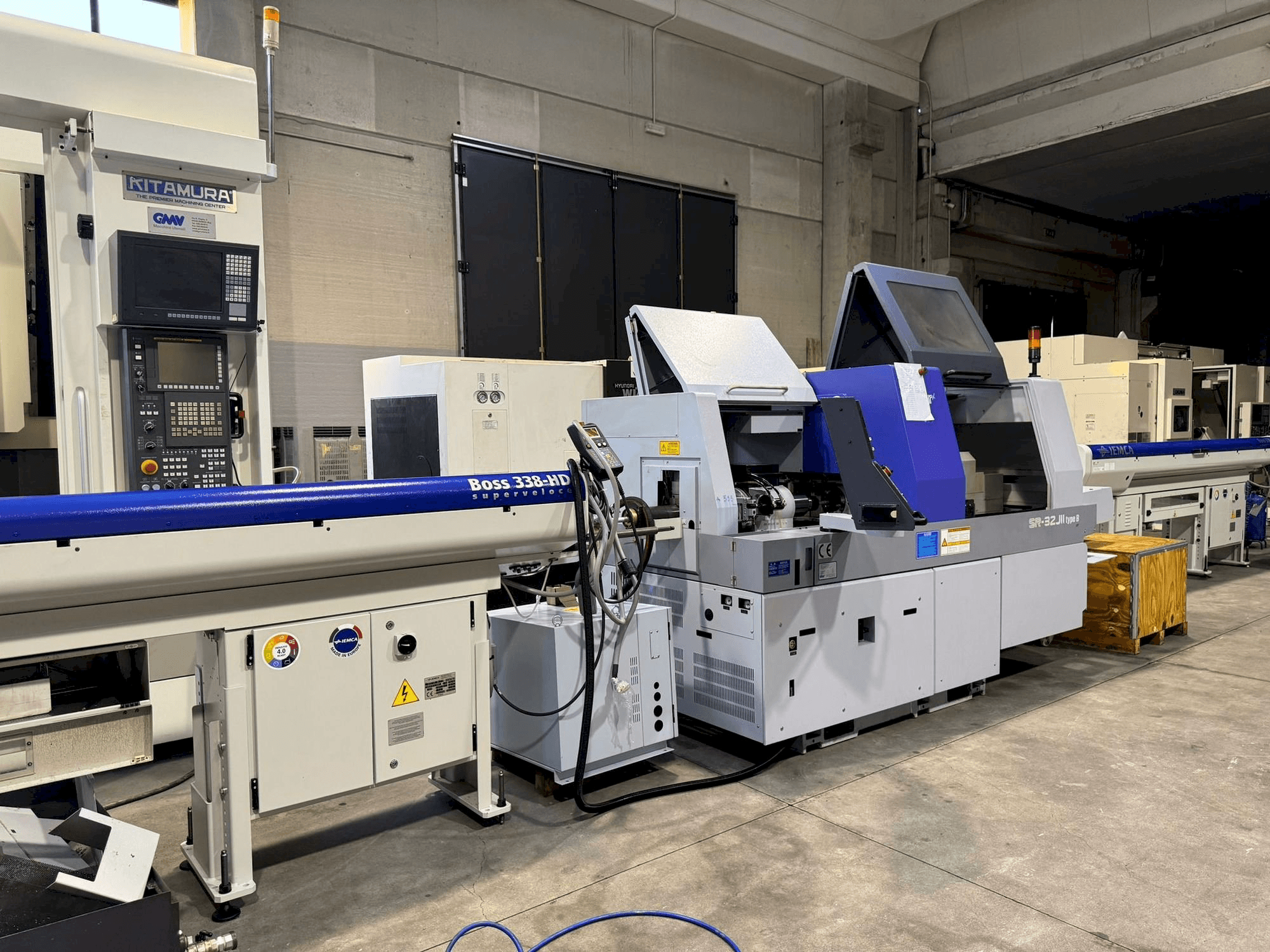 MACHINE_IMG_ALT_FRONT_VIEW