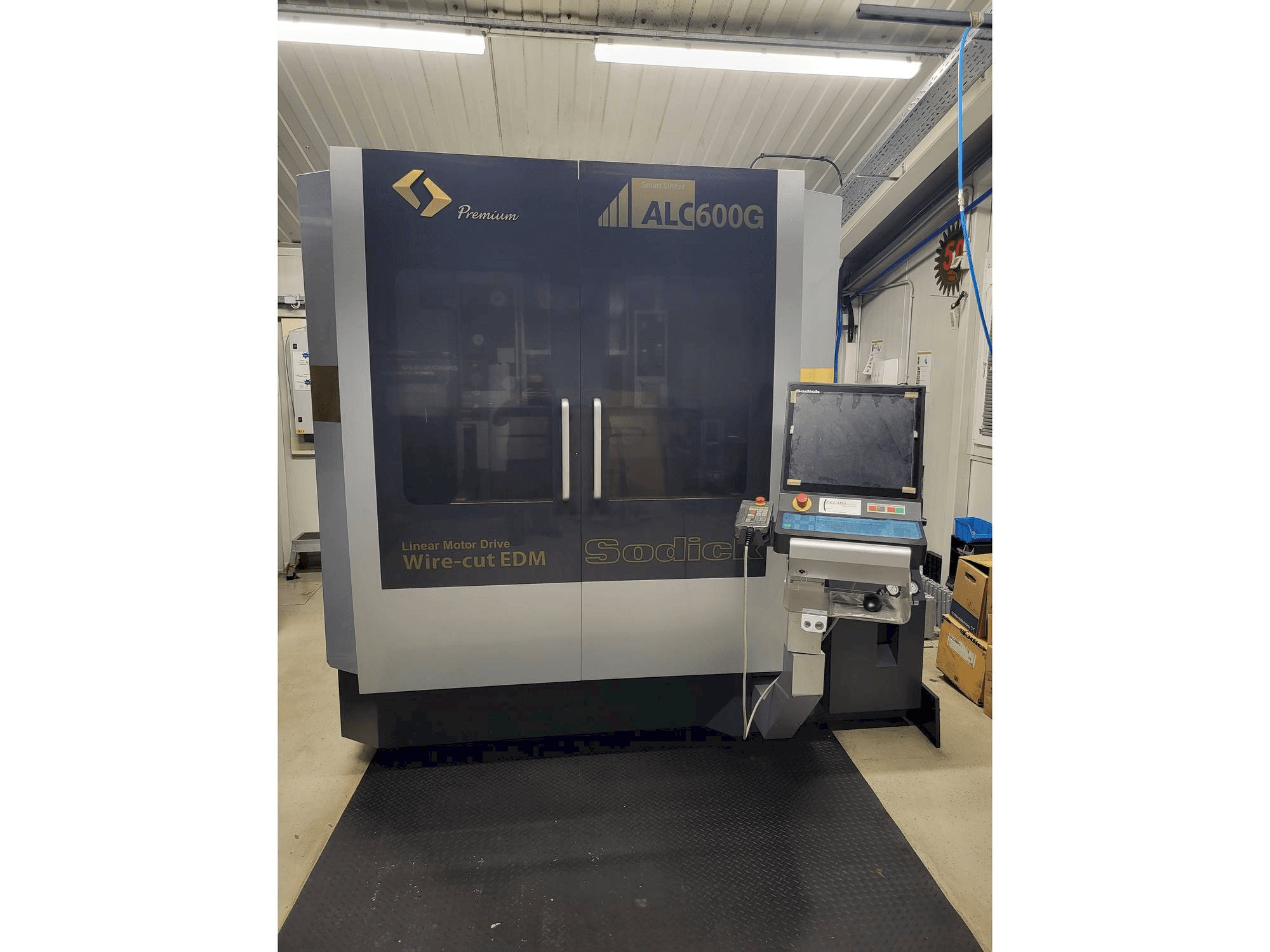 MACHINE_IMG_ALT_FRONT_VIEW