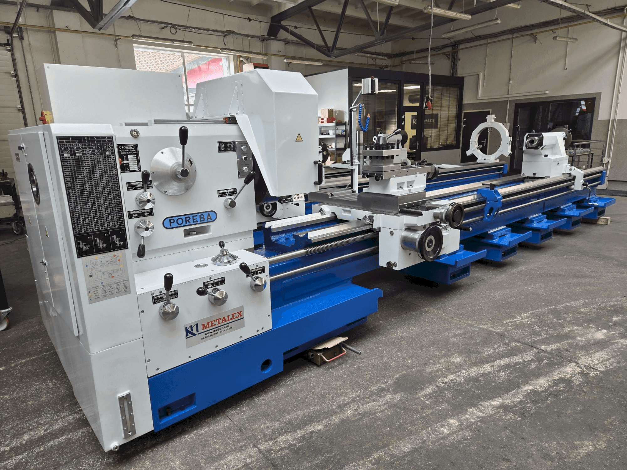 MACHINE_IMG_ALT_FRONT_VIEW