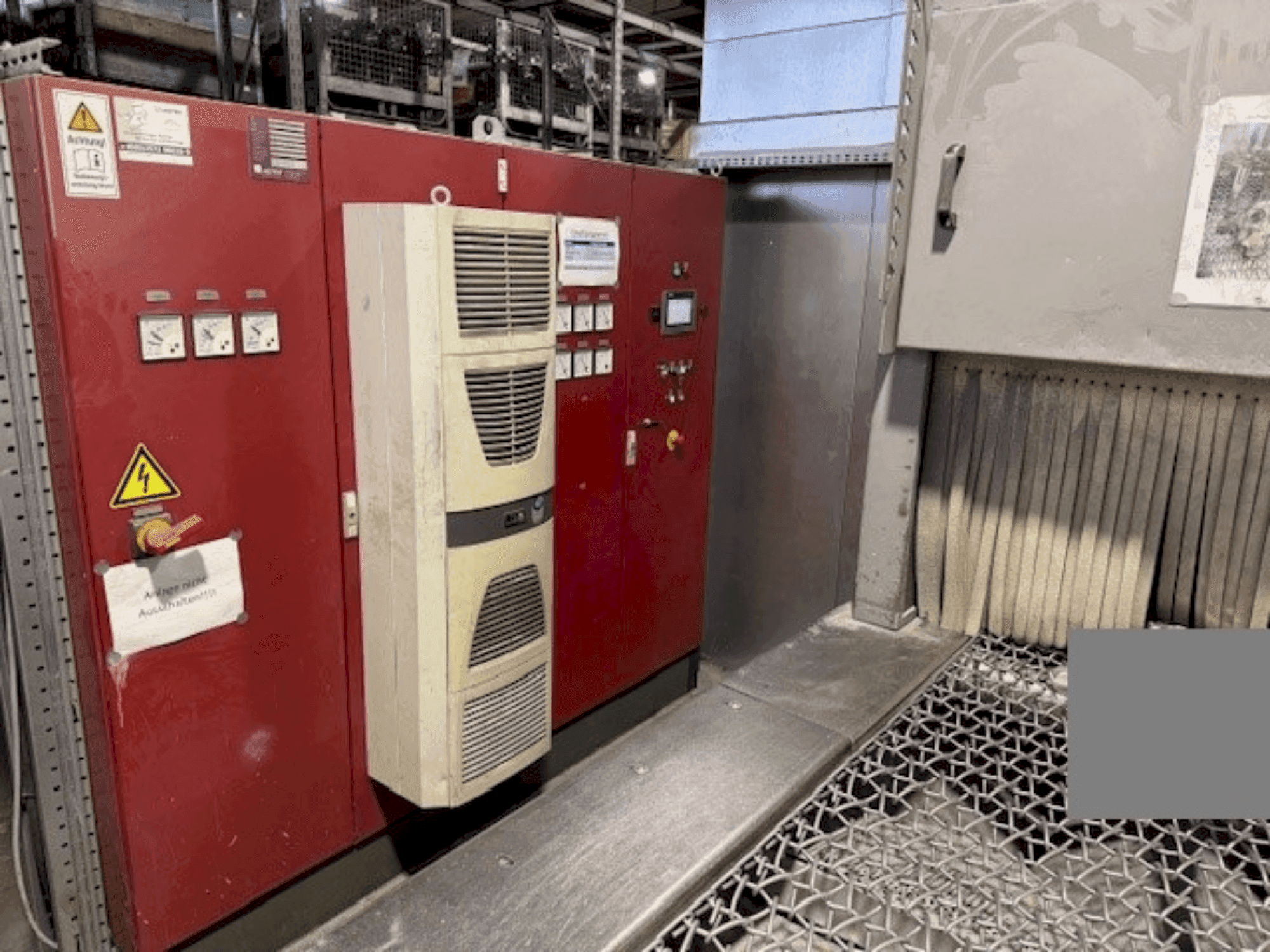 MACHINE_IMG_ALT_FRONT_VIEW