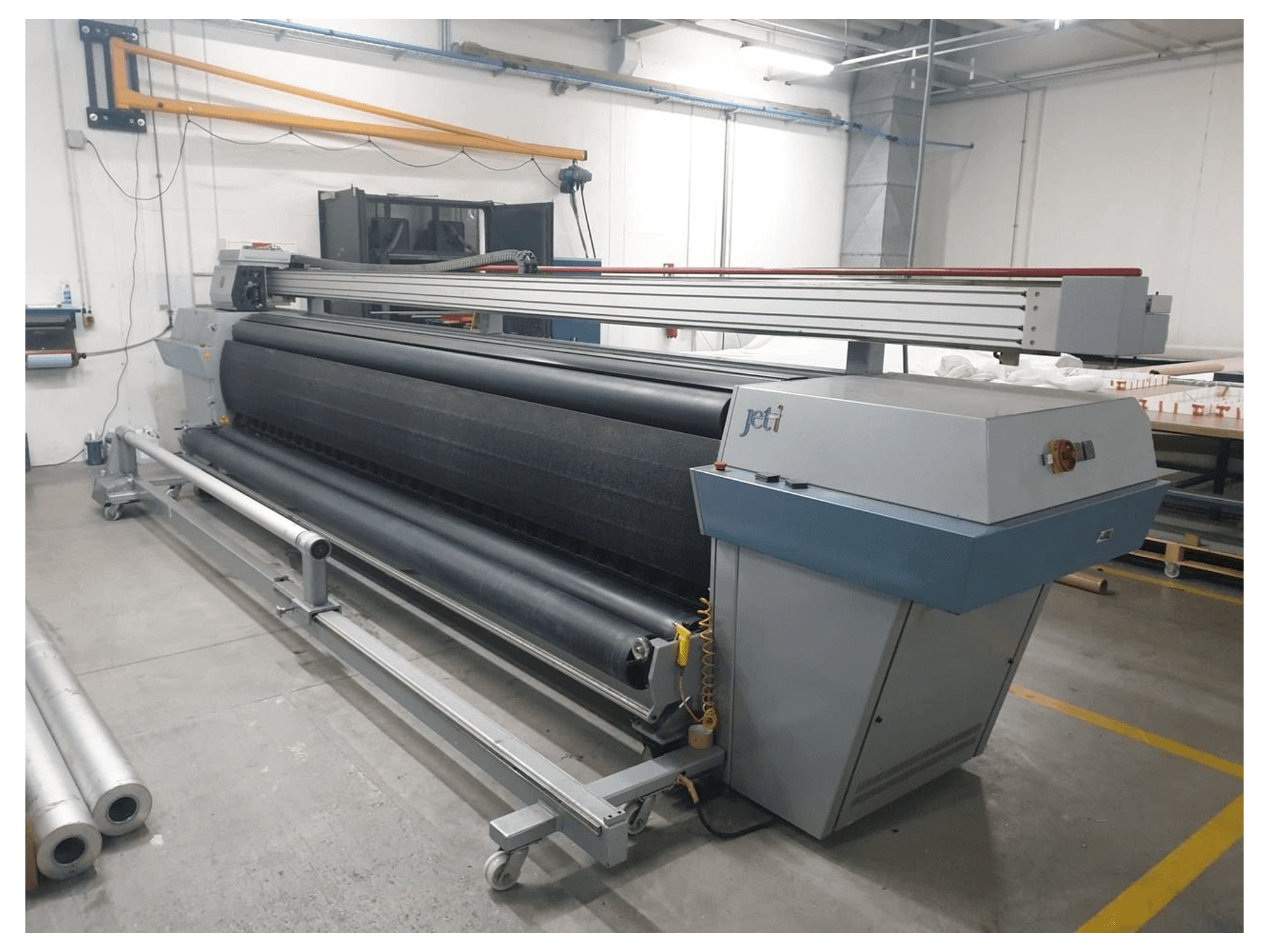 MACHINE_IMG_ALT_FRONT_VIEW