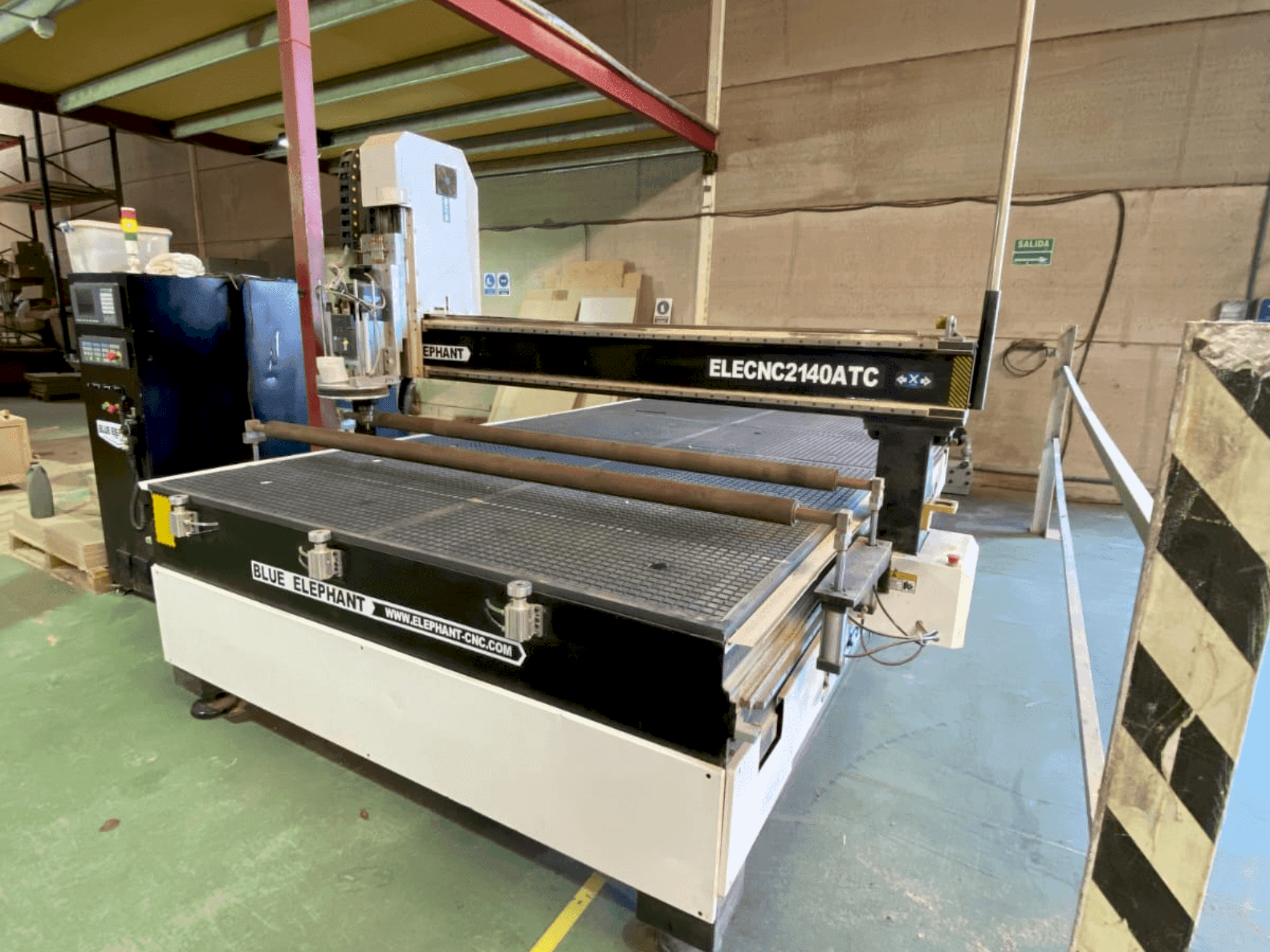 MACHINE_IMG_ALT_FRONT_VIEW