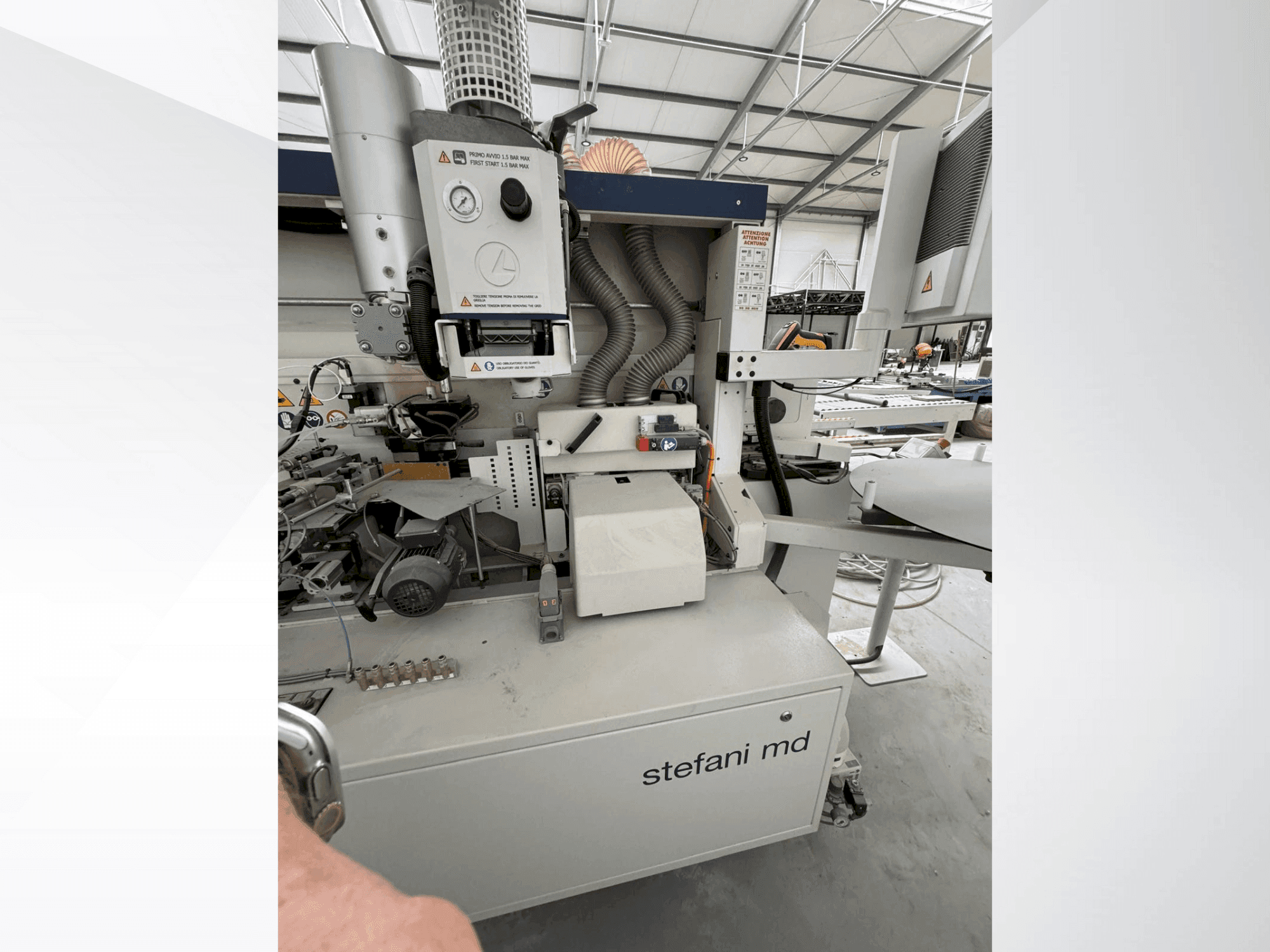 MACHINE_IMG_ALT_FRONT_VIEW