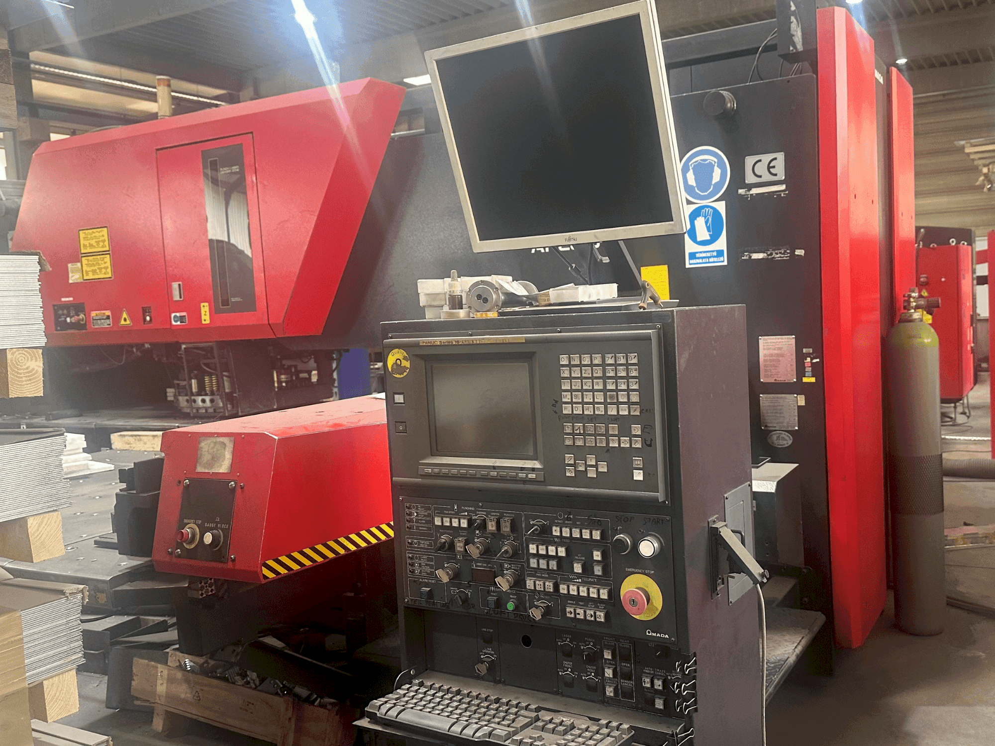 MACHINE_IMG_ALT_FRONT_VIEW