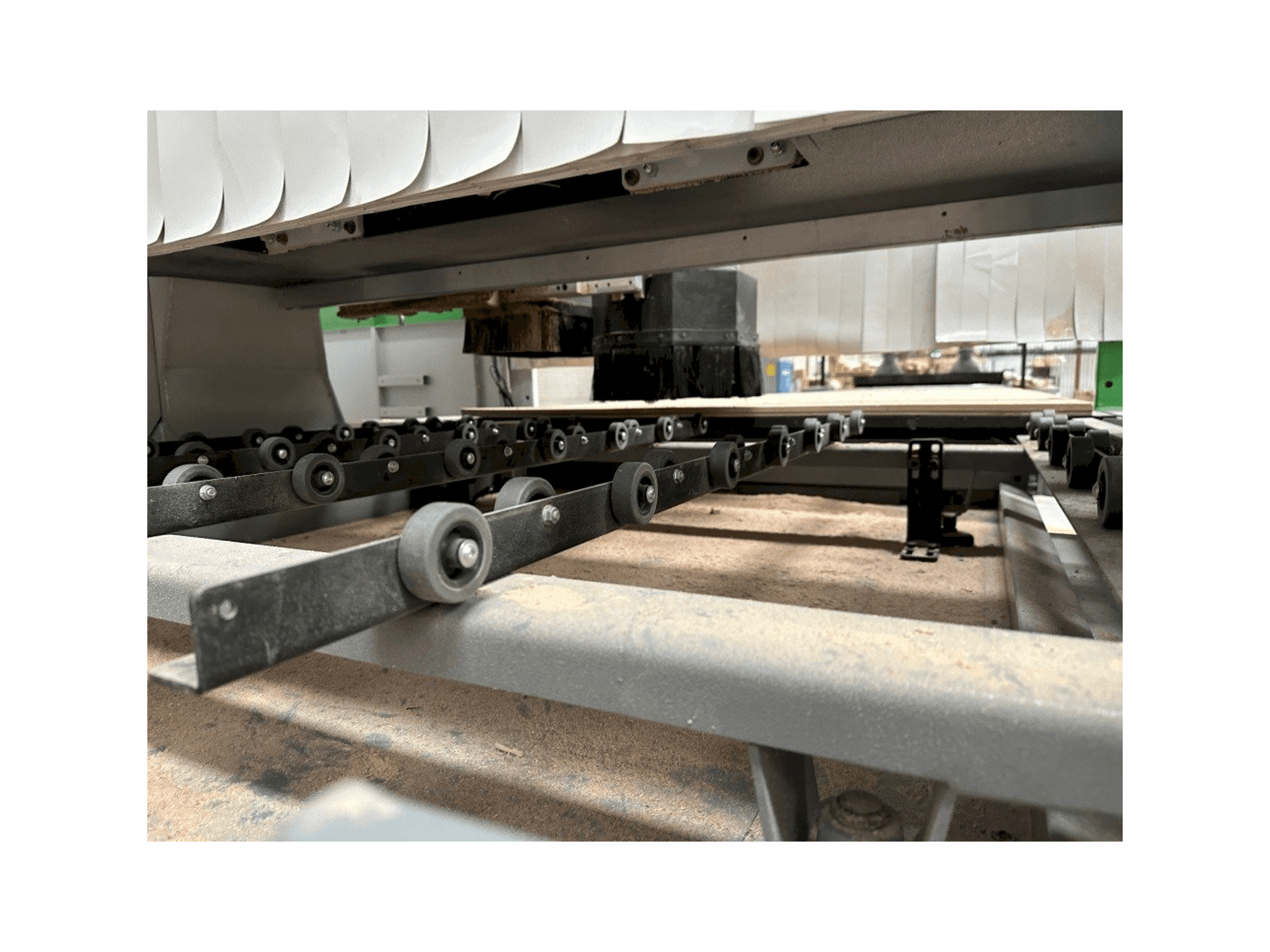 MACHINE_IMG_ALT_WORKING_ROOM