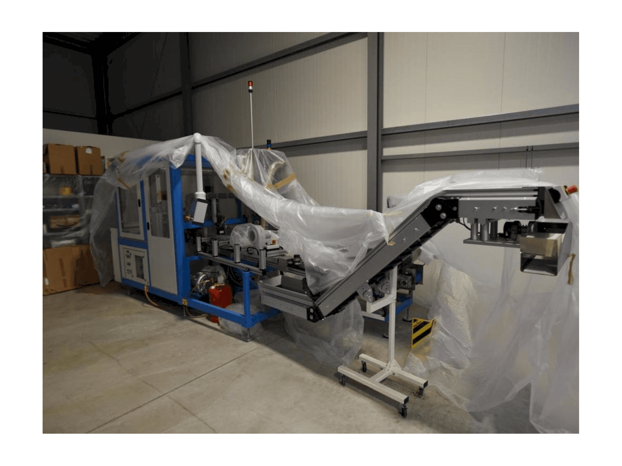 MACHINE_IMG_ALT_LEFT_SIDE_VIEW