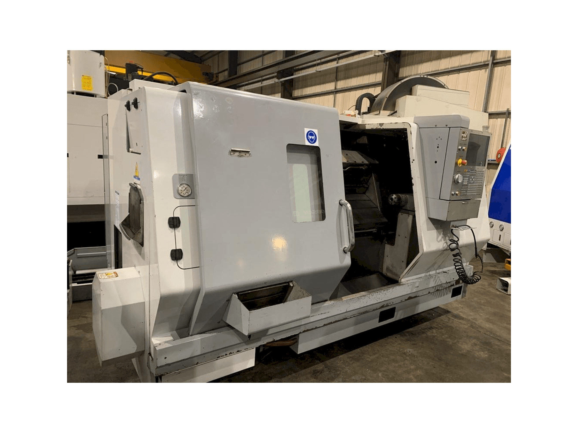 Front view of HAAS SL-30 THE machine