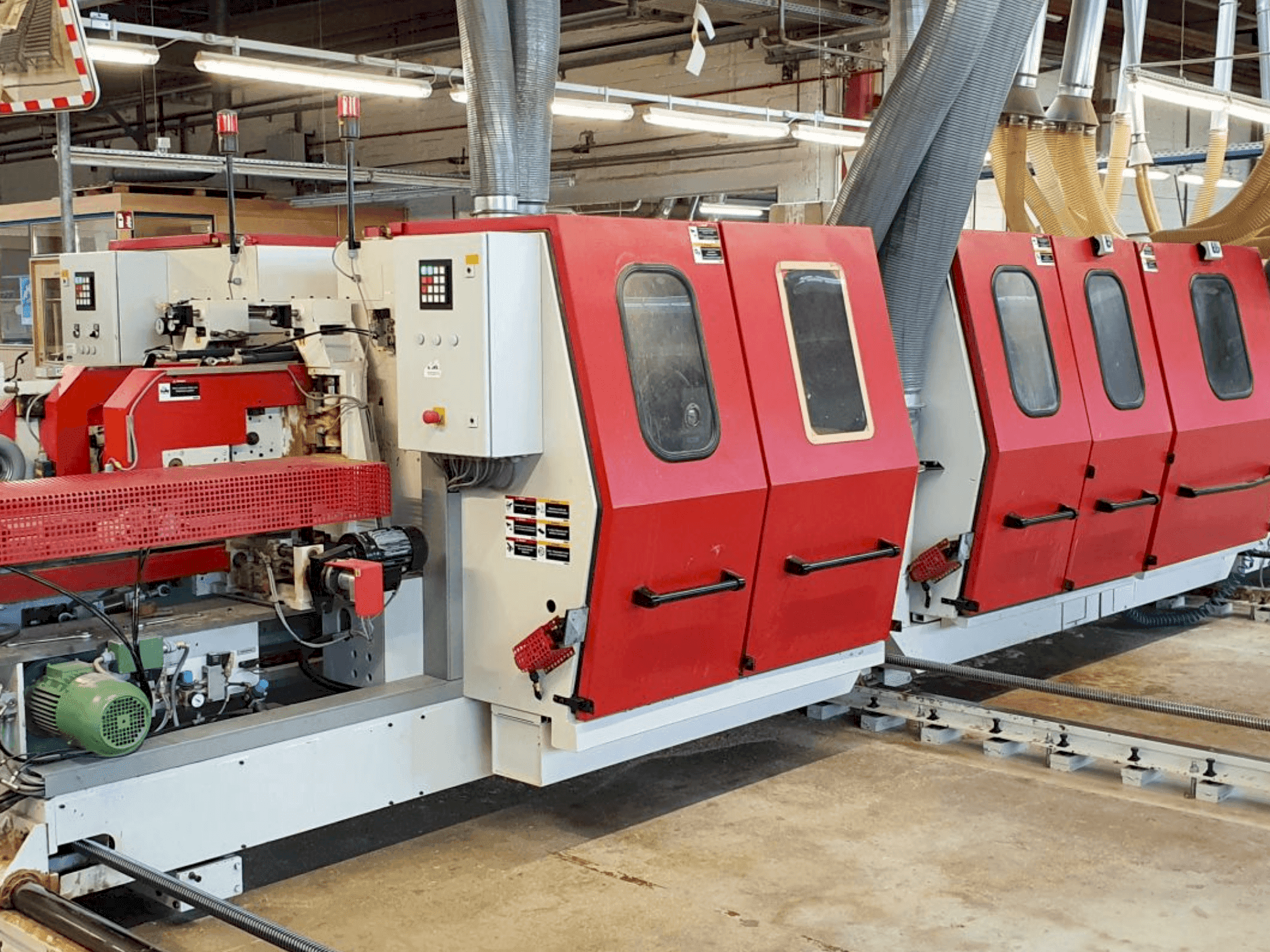 MACHINE_IMG_ALT_FRONT_VIEW