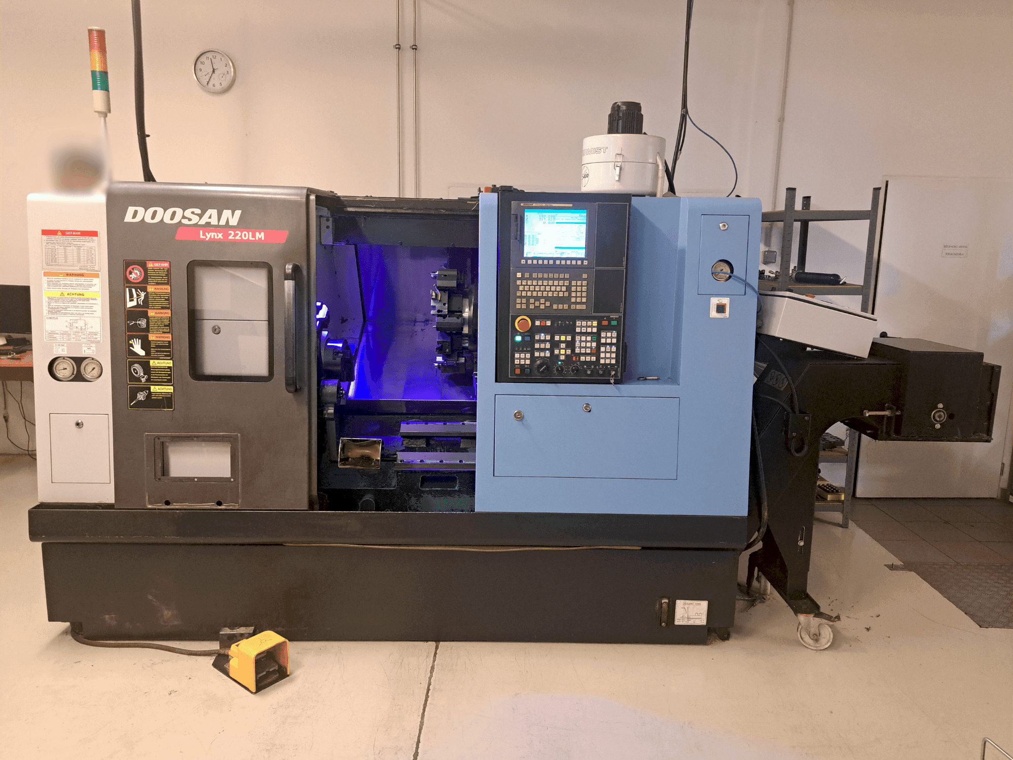 MACHINE_IMG_ALT_FRONT_VIEW
