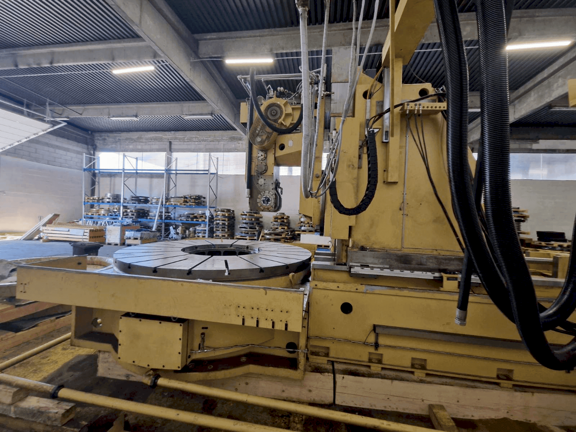 MACHINE_IMG_ALT_FRONT_VIEW