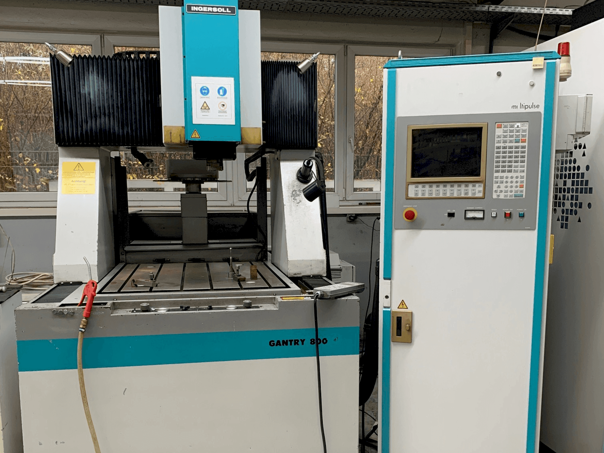 MACHINE_IMG_ALT_FRONT_VIEW