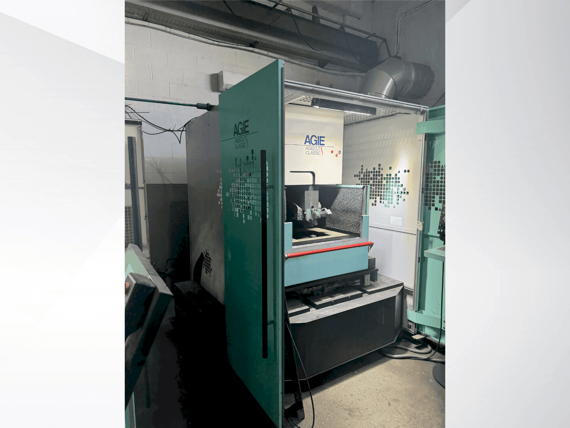 MACHINE_IMG_ALT_FRONT_VIEW