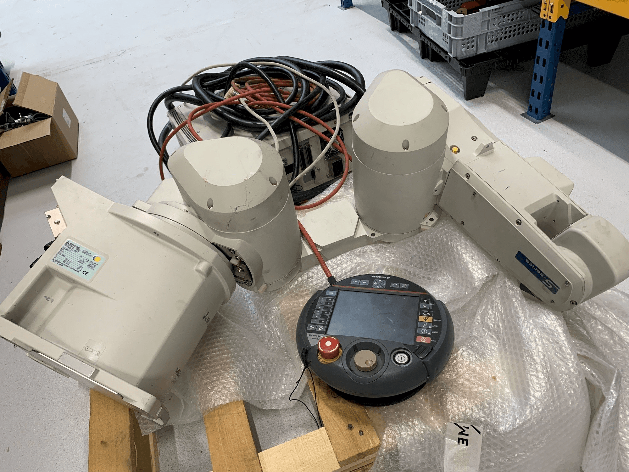 MACHINE_IMG_ALT_FRONT_VIEW