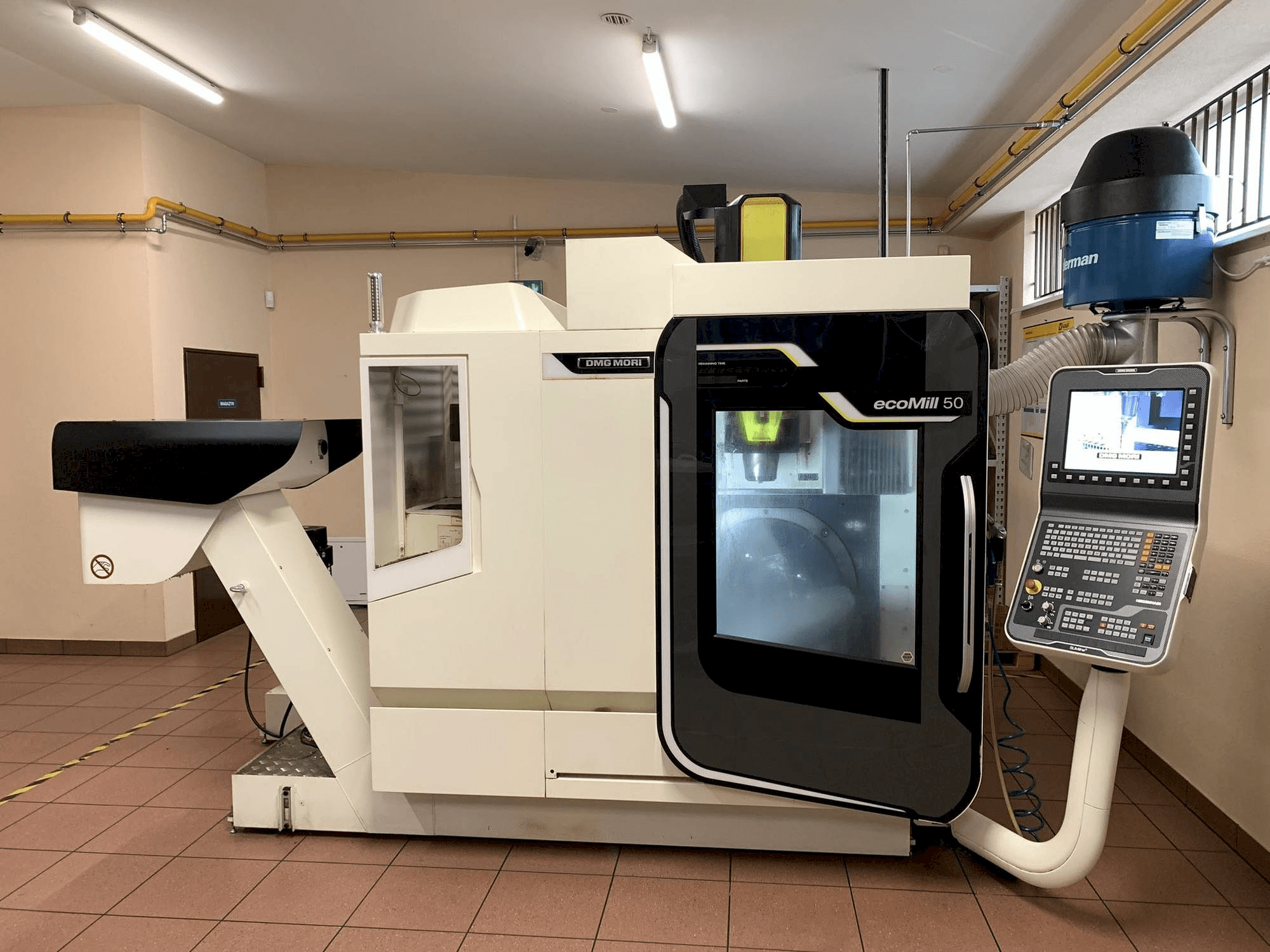 MACHINE_IMG_ALT_FRONT_VIEW