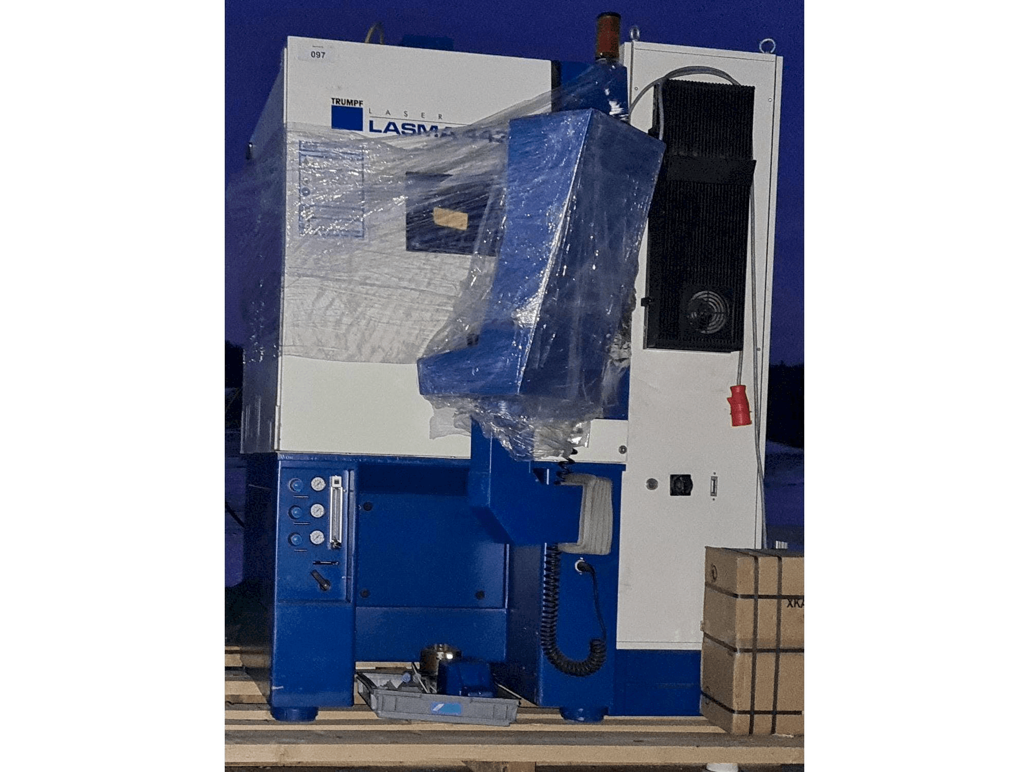 MACHINE_IMG_ALT_FRONT_VIEW