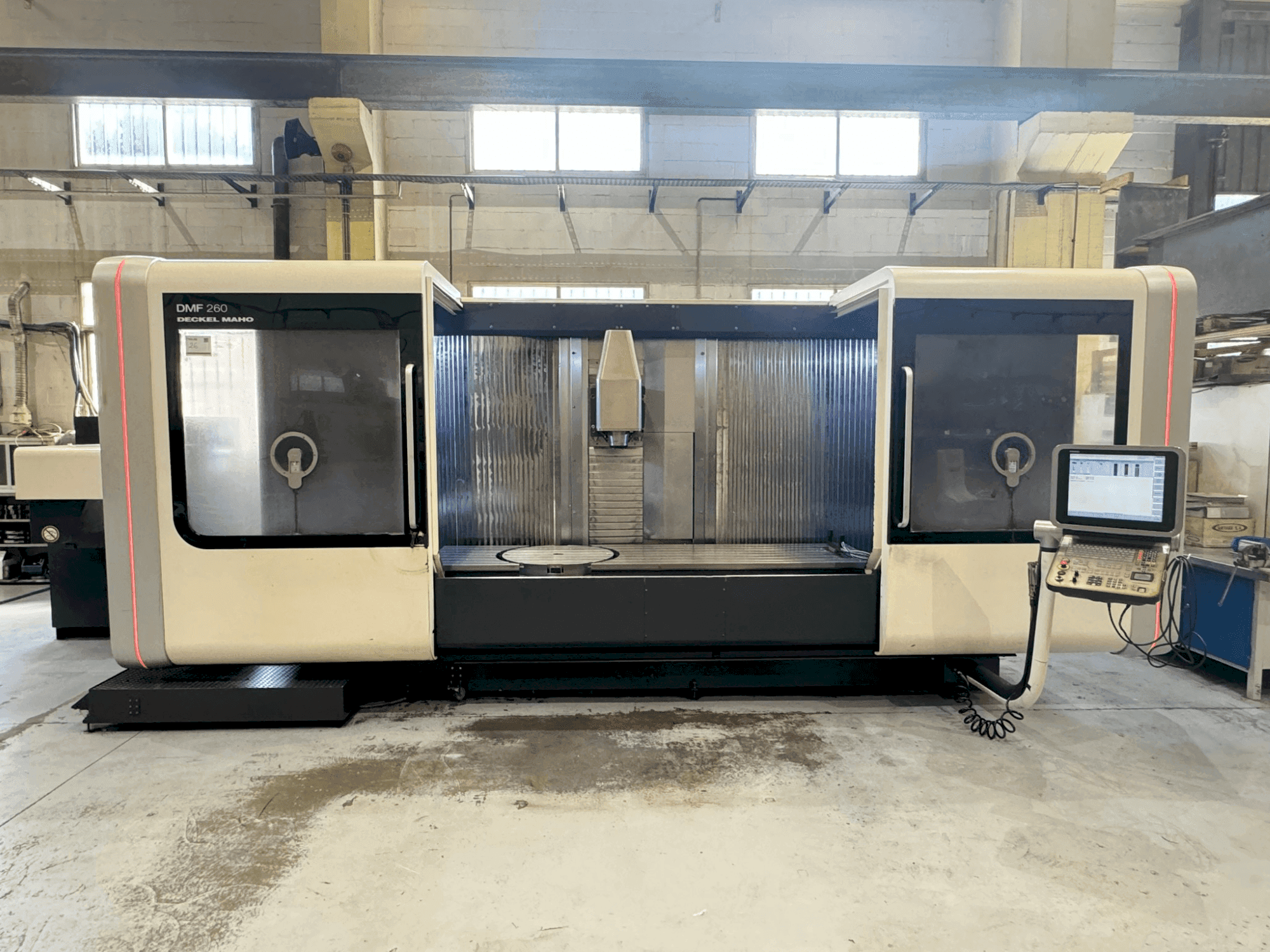MACHINE_IMG_ALT_FRONT_VIEW