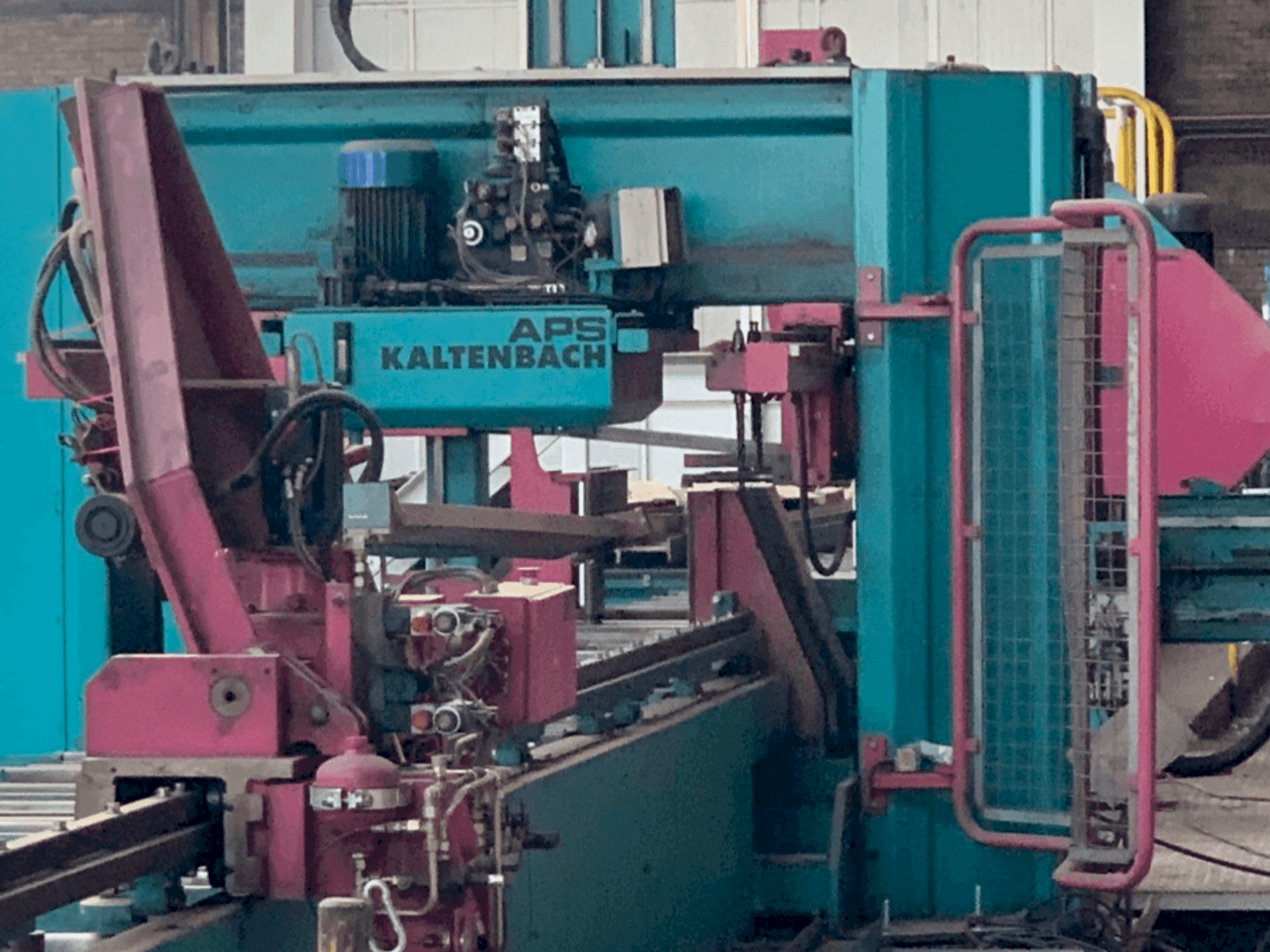 MACHINE_IMG_ALT_FRONT_VIEW