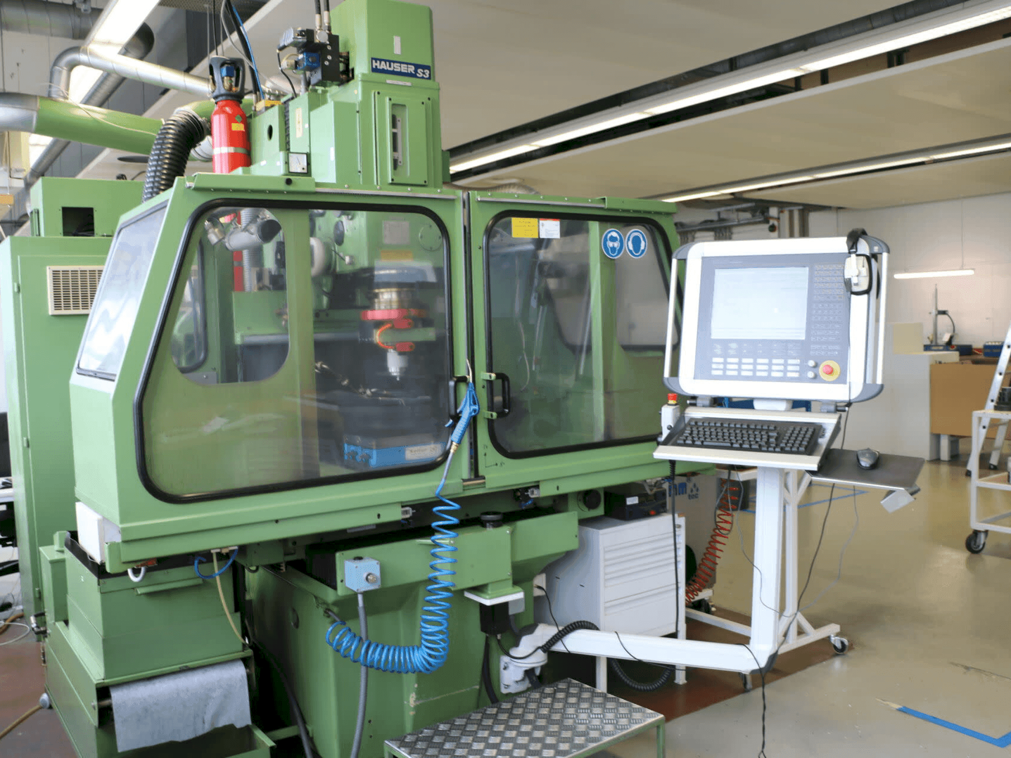 MACHINE_IMG_ALT_FRONT_VIEW