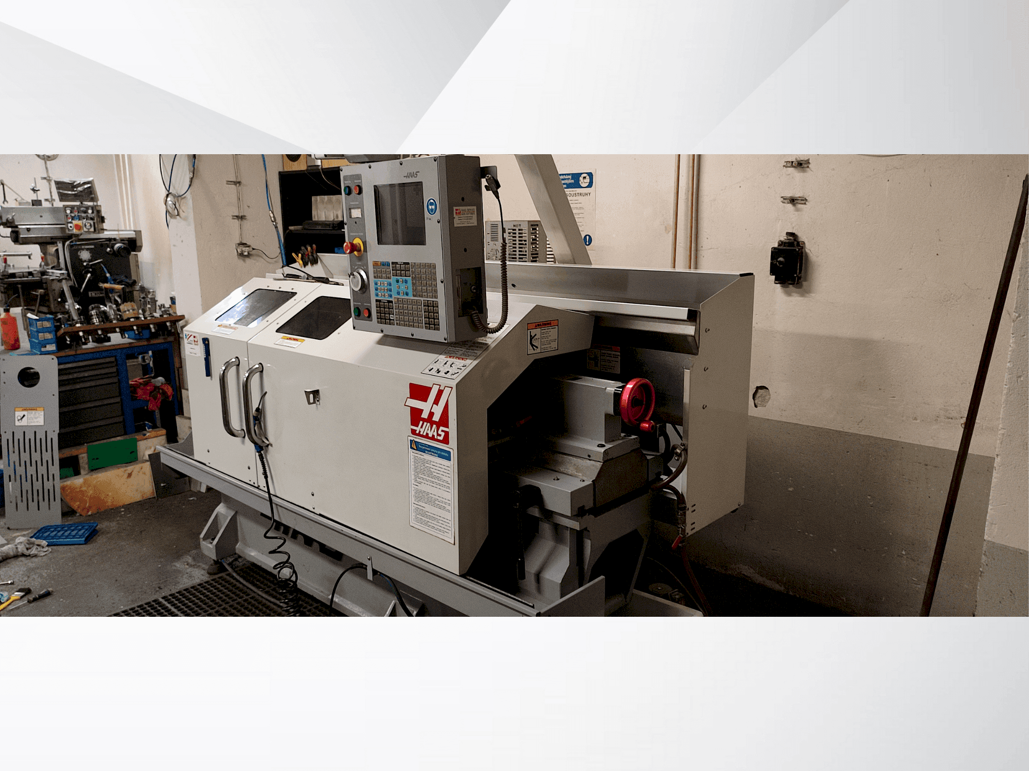 MACHINE_IMG_ALT_FRONT_VIEW