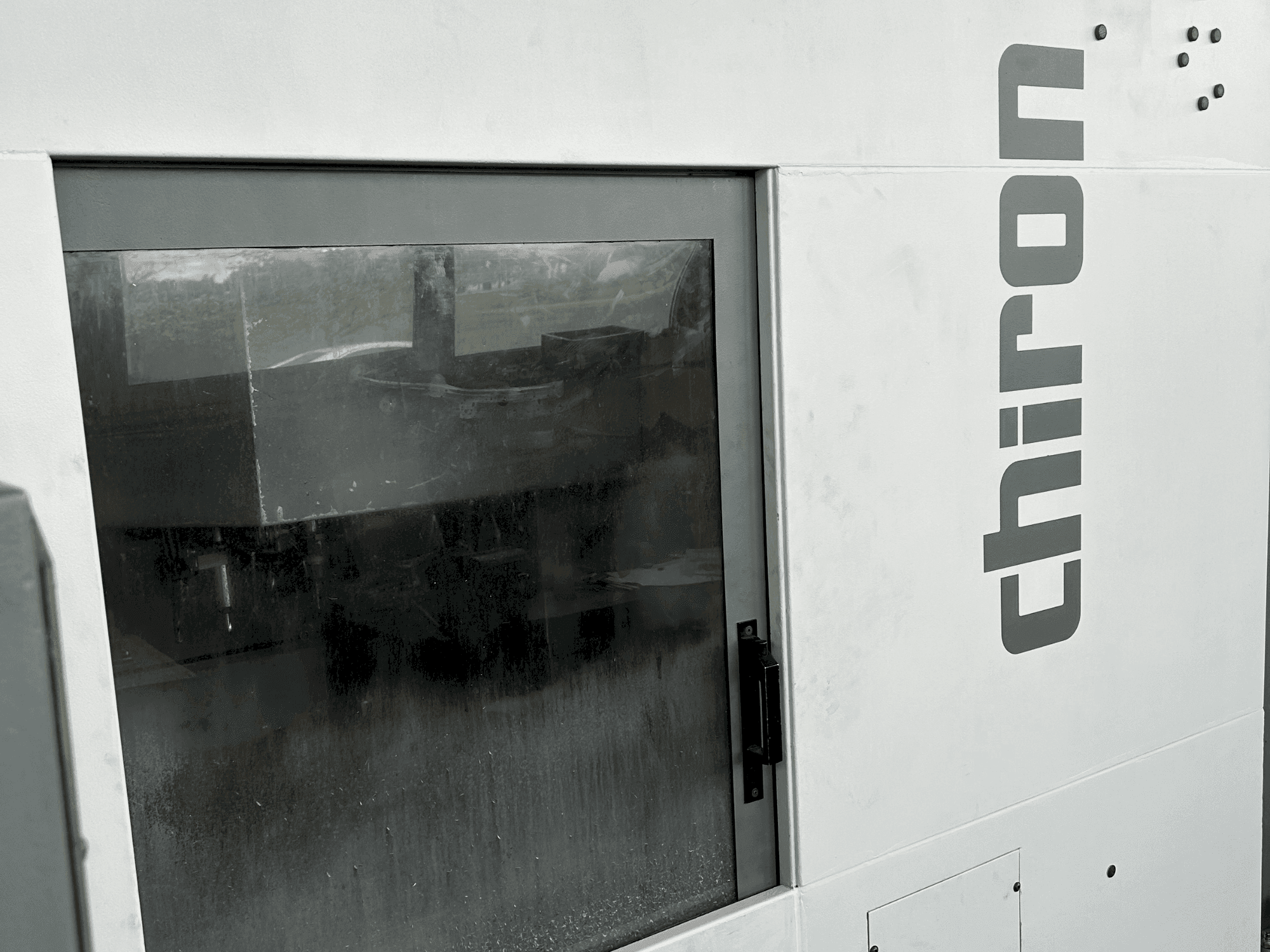 MACHINE_IMG_ALT_FRONT_VIEW