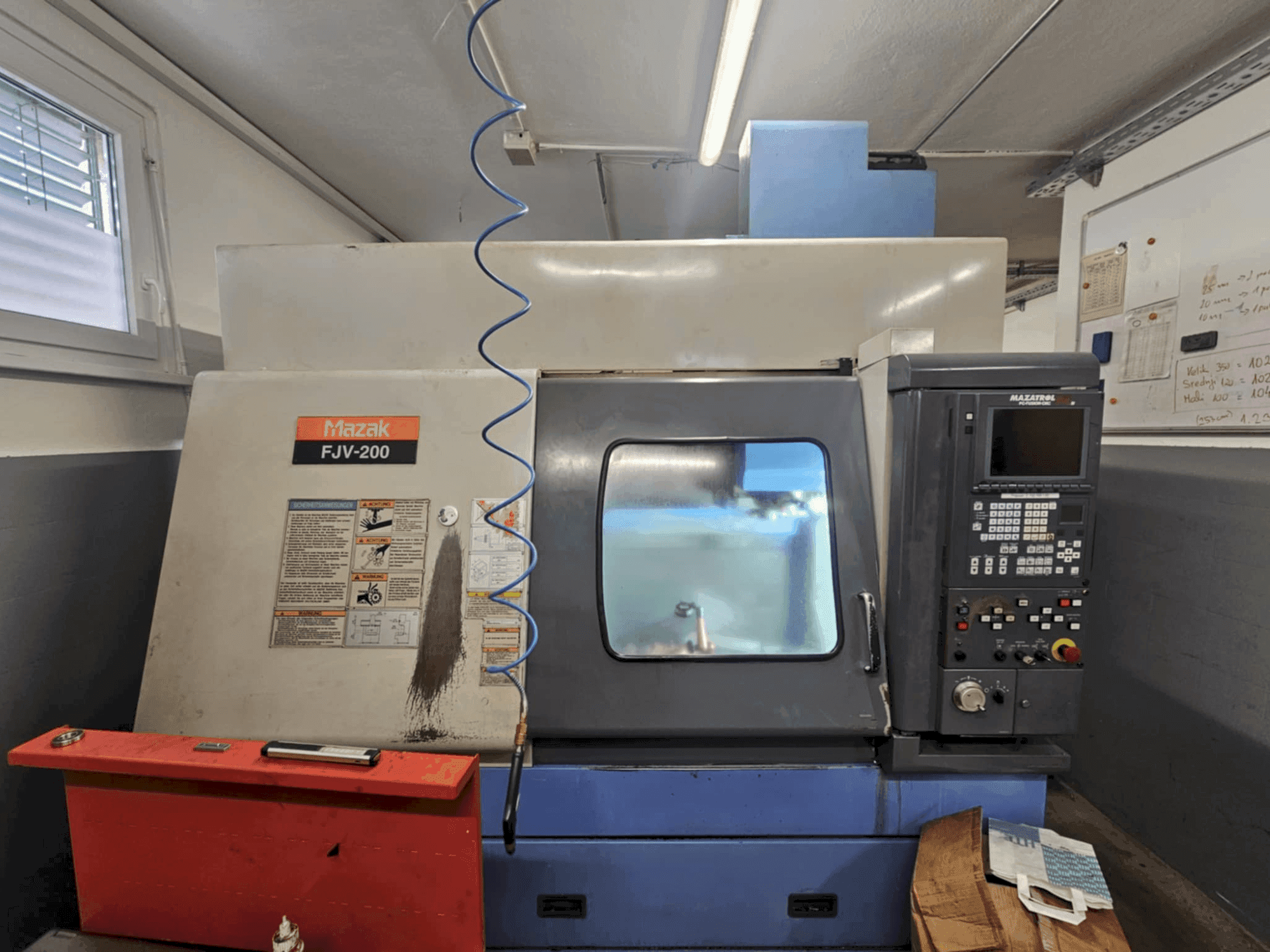 MACHINE_IMG_ALT_FRONT_VIEW