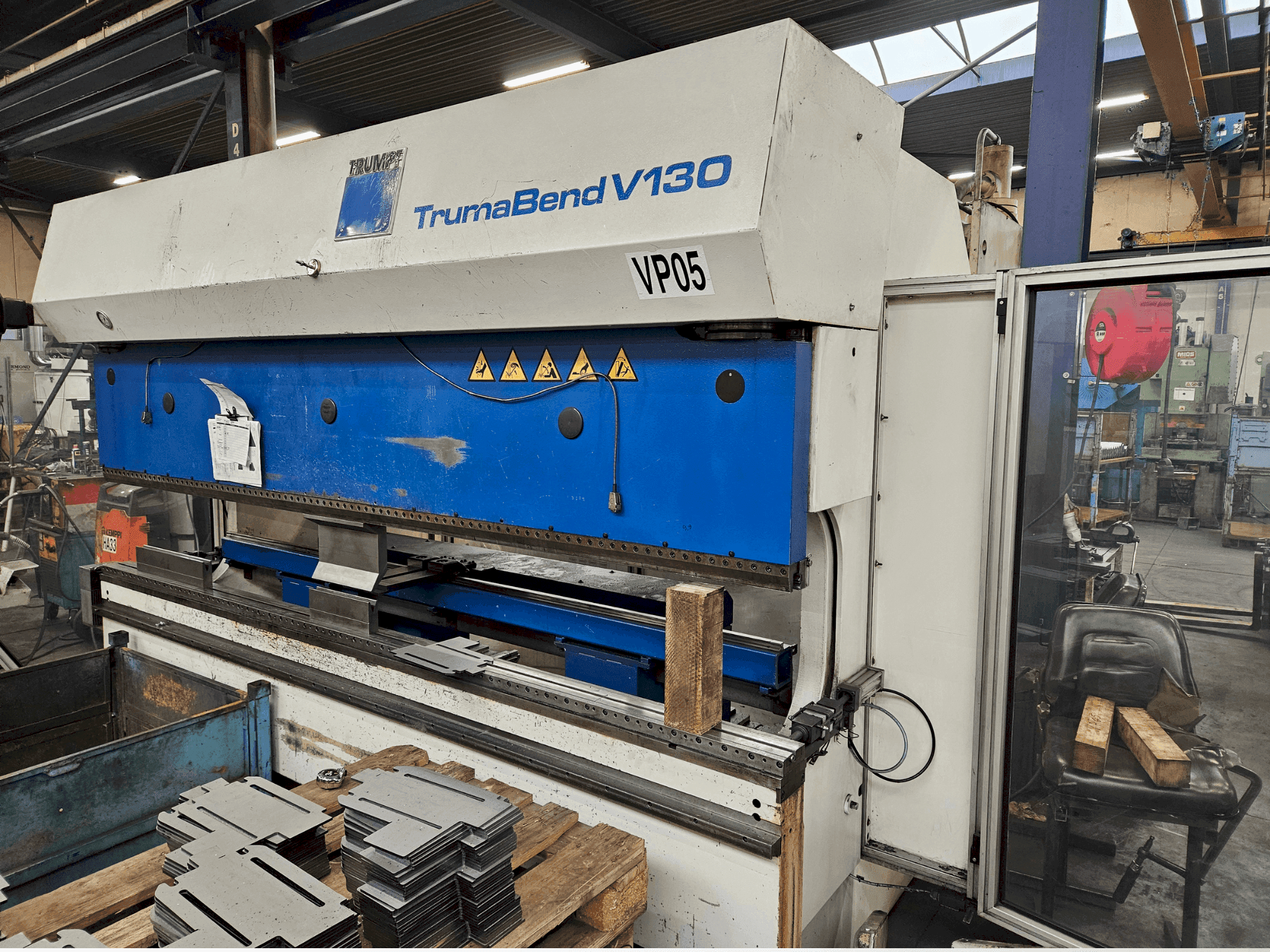MACHINE_IMG_ALT_FRONT_VIEW